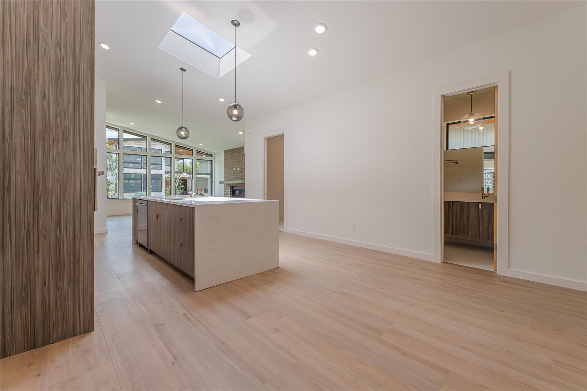 465 Starlight Village Loop # 26, Leander, TX 78641