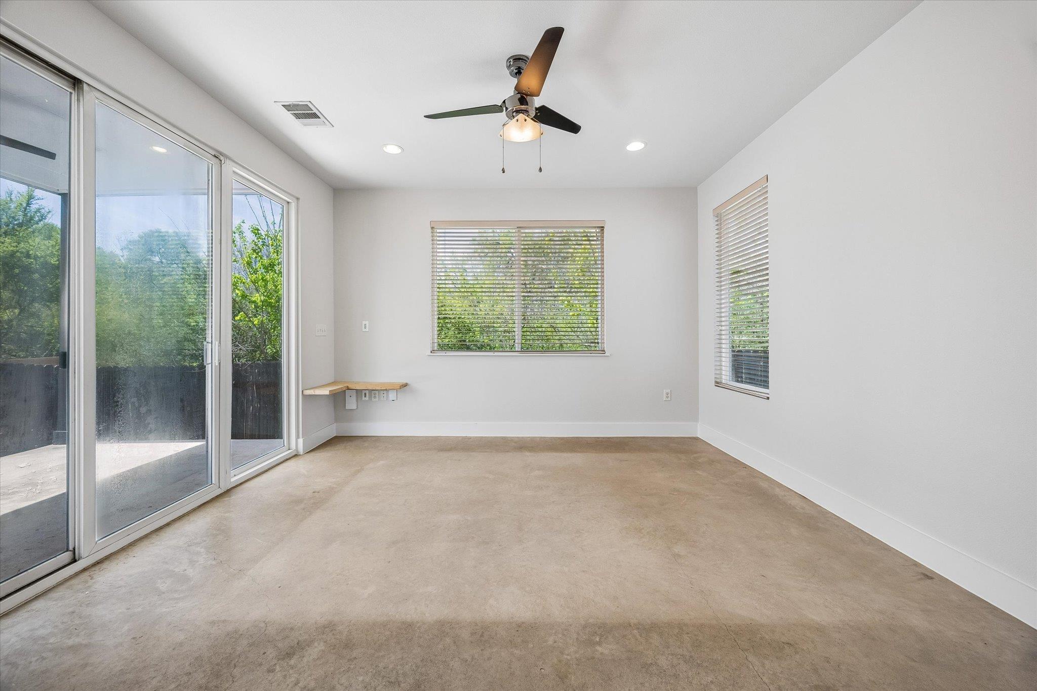 1182 Ridgeway Dr # B, Austin, TX 78702