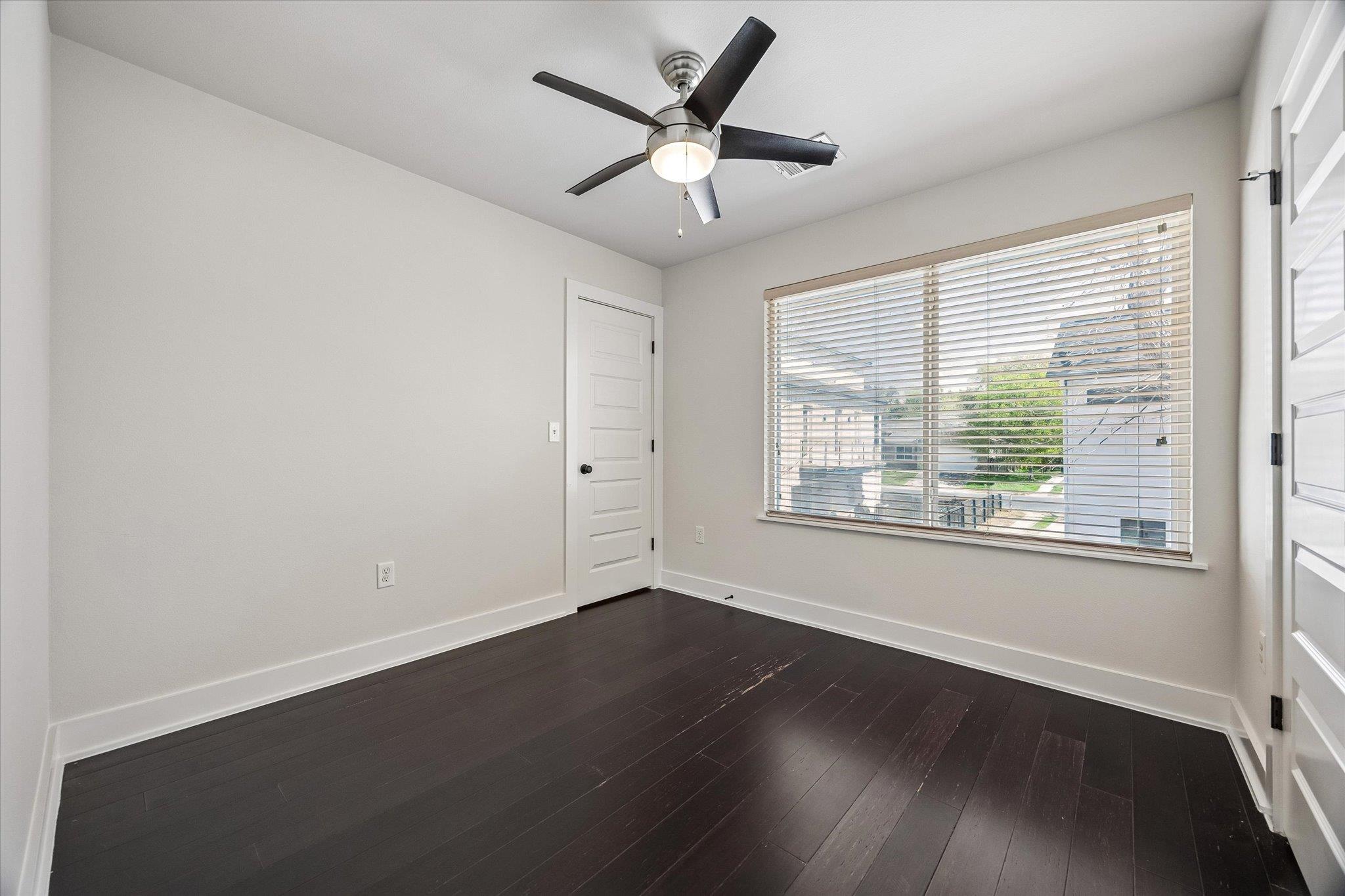 1182 Ridgeway Dr # B, Austin, TX 78702