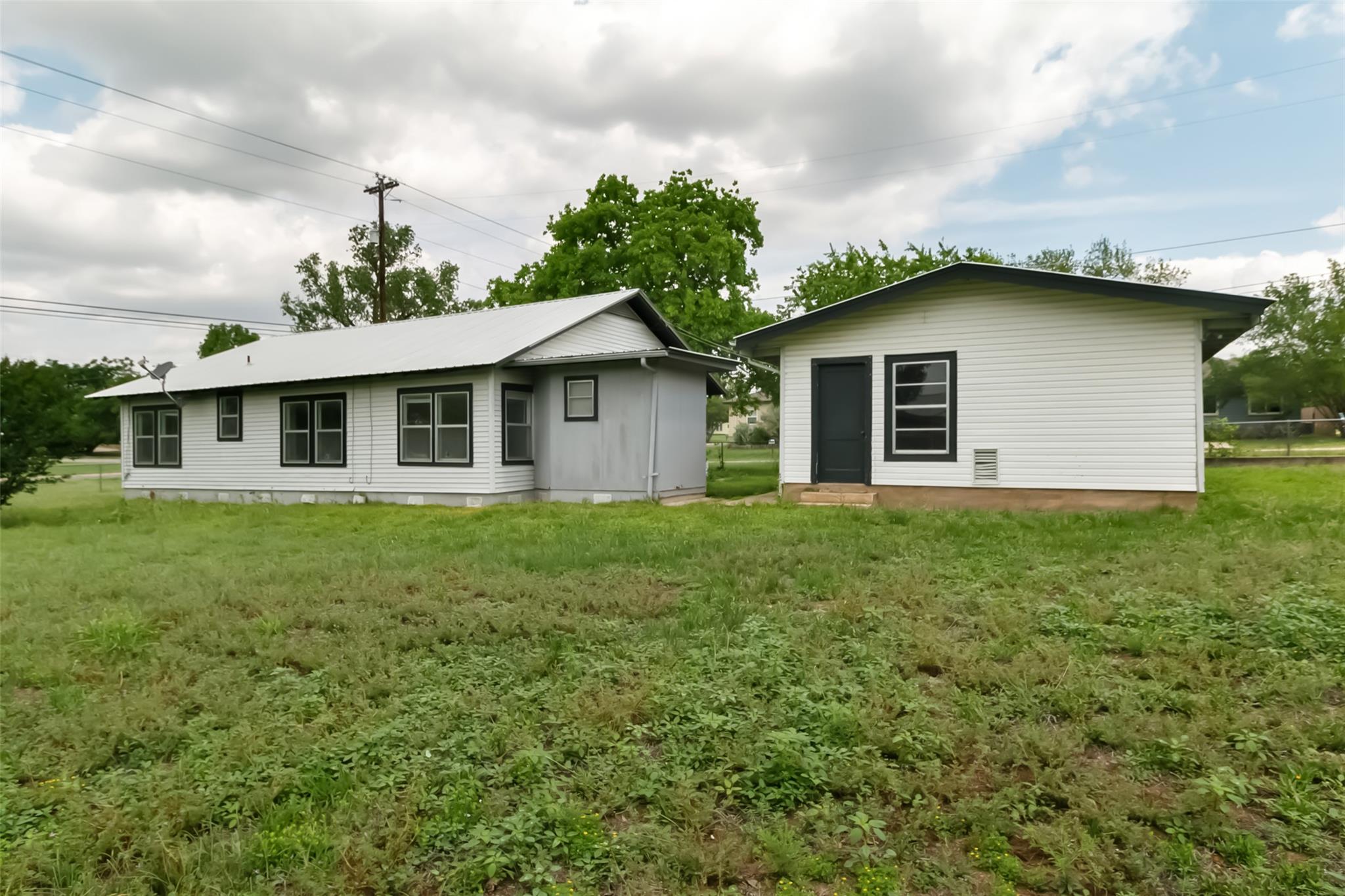 419 Avenue G, Marble Falls, TX 78654
