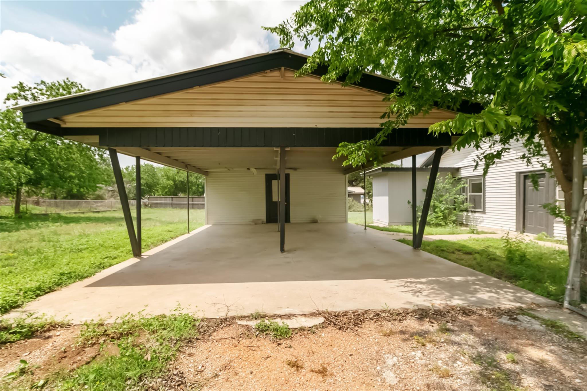 419 Avenue G, Marble Falls, TX 78654