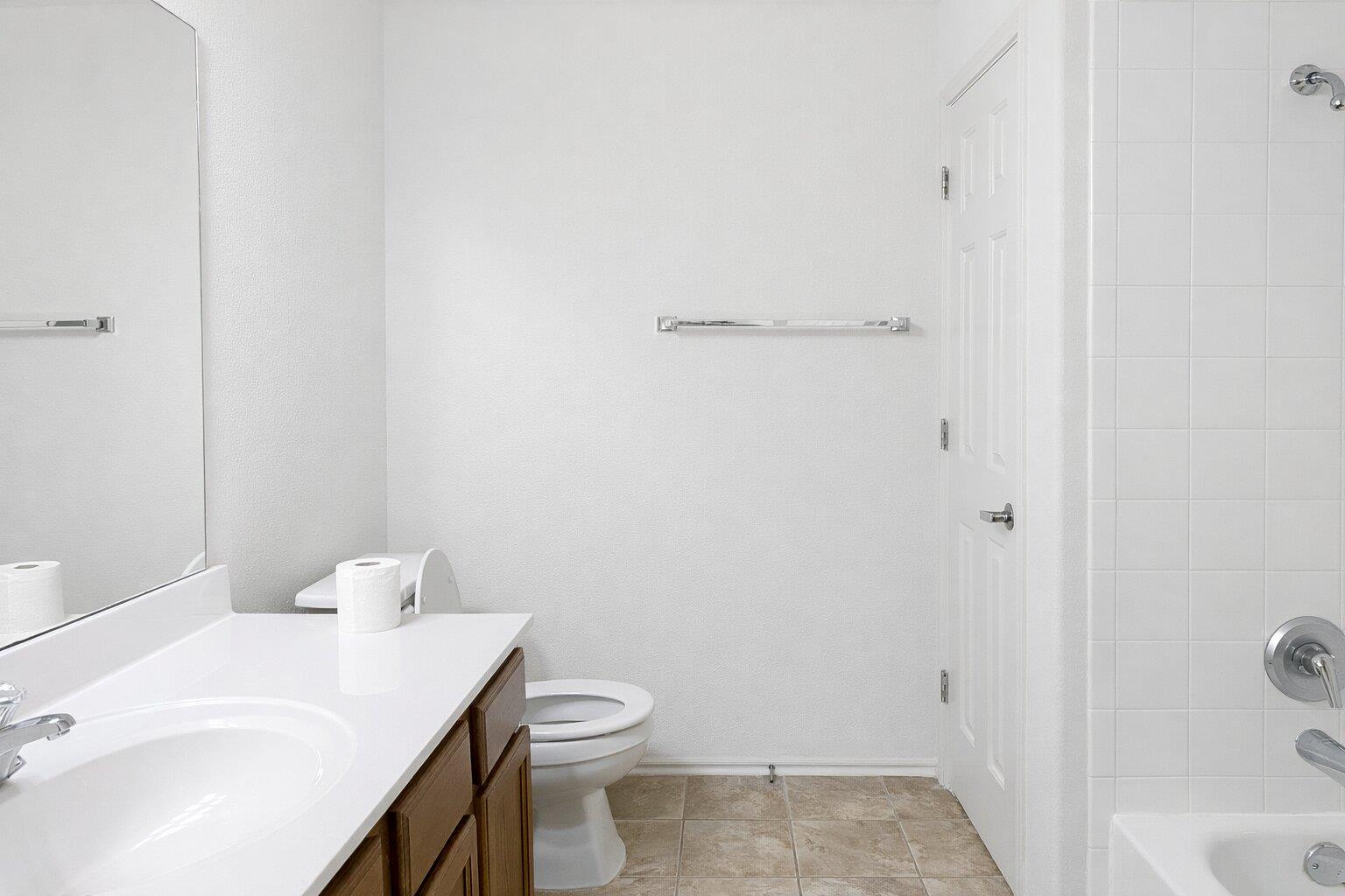 2410 Great Oaks Dr # 802, Round Rock, TX 78681