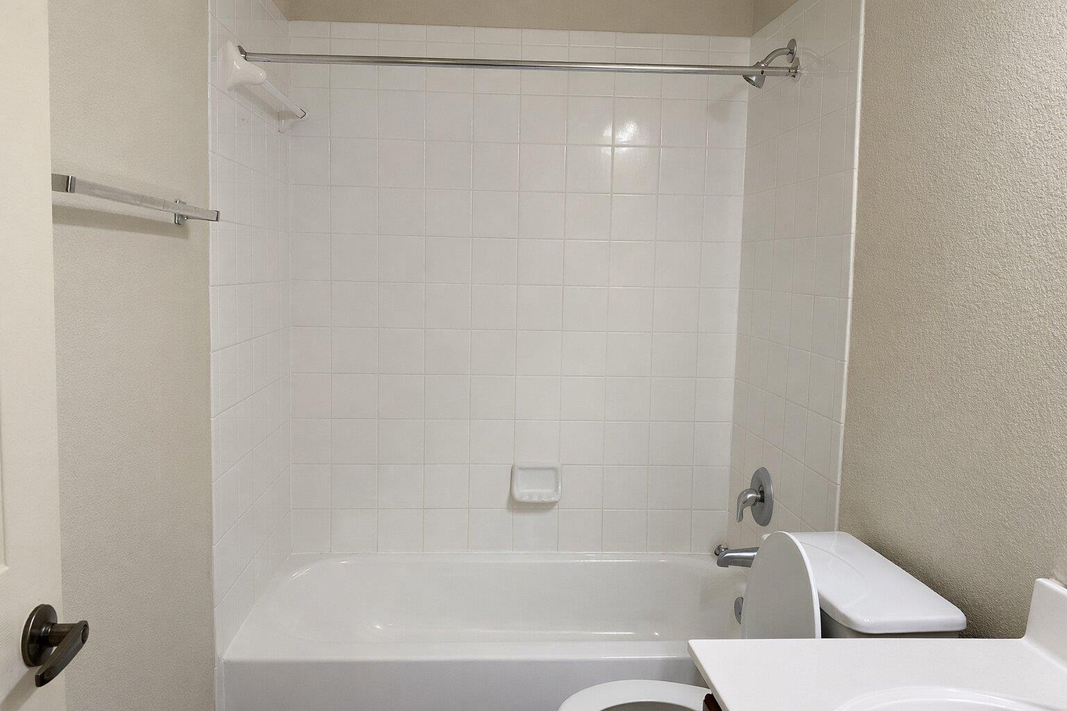 2410 Great Oaks Dr # 802, Round Rock, TX 78681