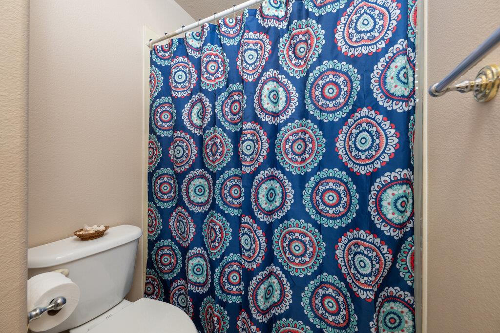 117 S Sentry Pt, Hutto, TX 78634