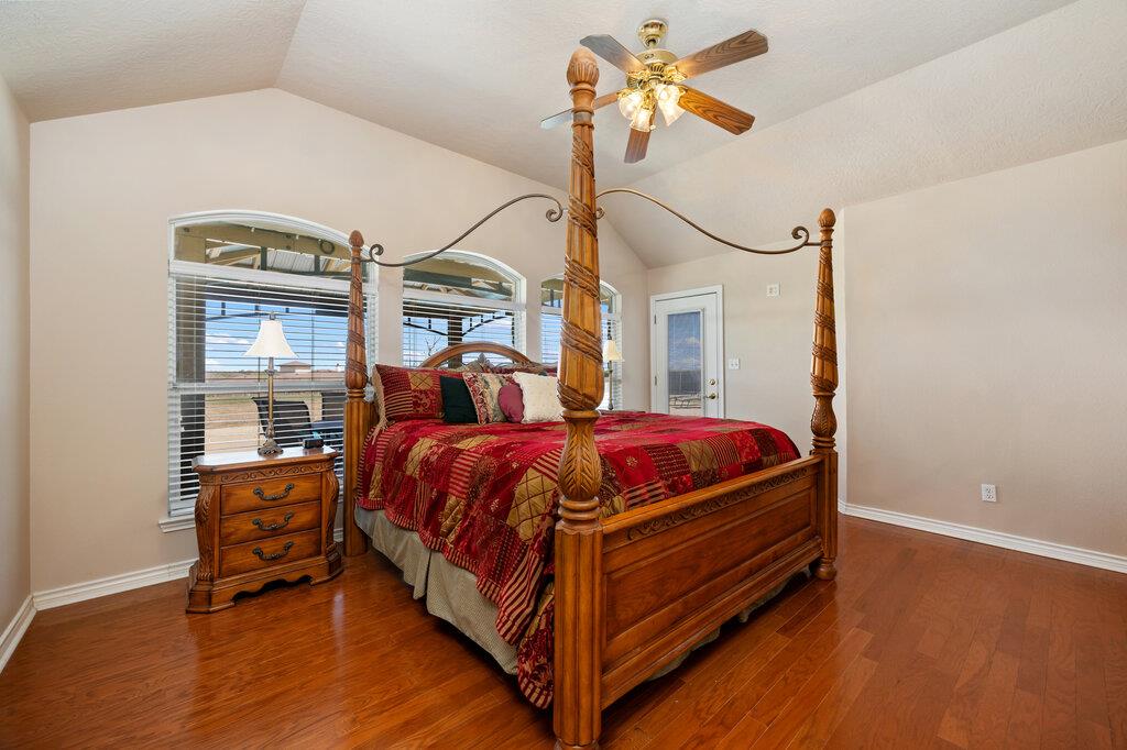 117 S Sentry Pt, Hutto, TX 78634