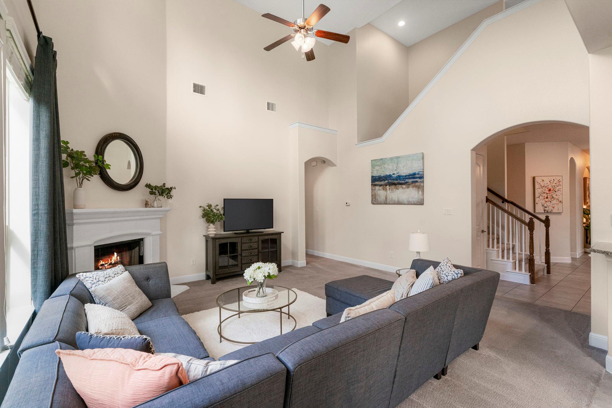 1606 Flint Rock Loop, Driftwood, TX 78619