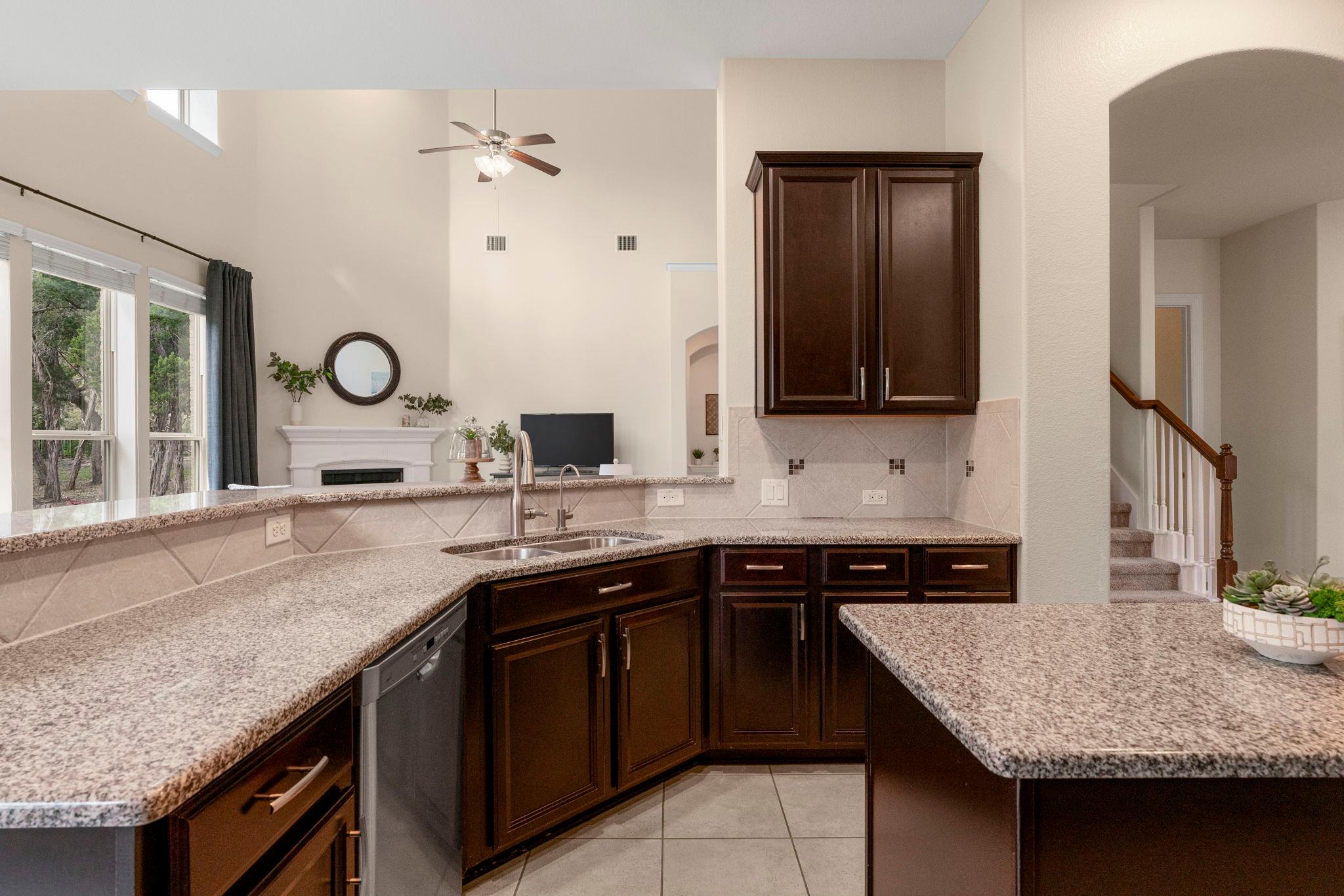 1606 Flint Rock Loop, Driftwood, TX 78619