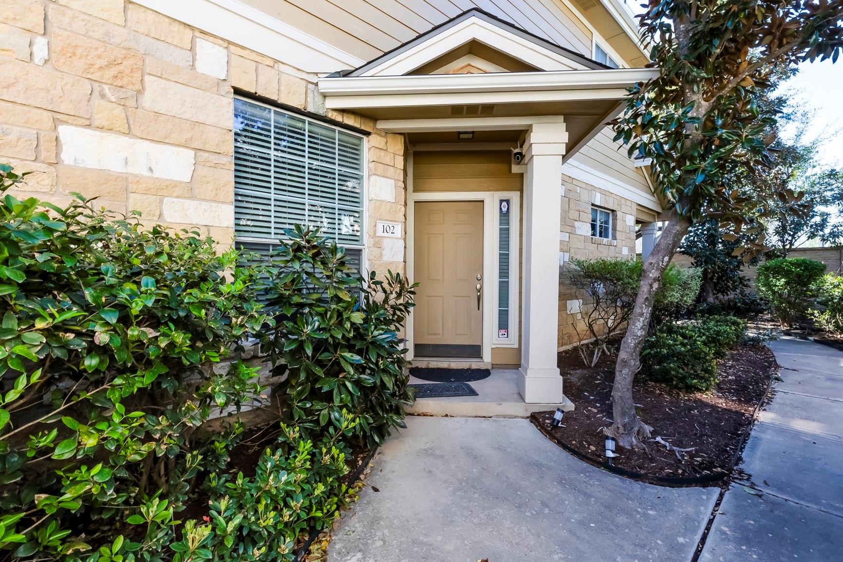 16100 S Great Oaks Dr # 102, Round Rock, TX 78681