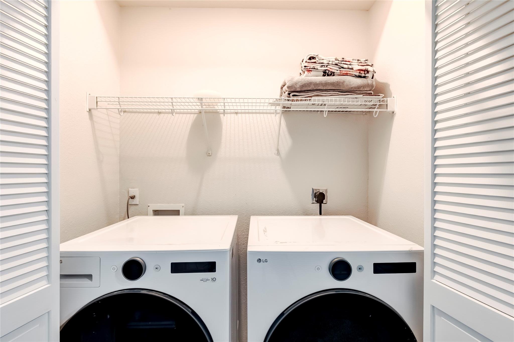 16100 S Great Oaks Dr # 102, Round Rock, TX 78681