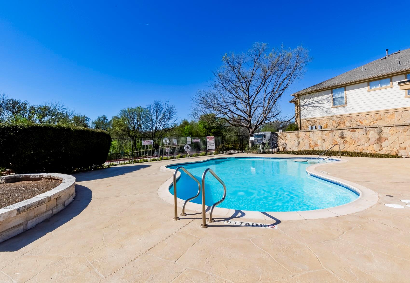 16100 S Great Oaks Dr # 102, Round Rock, TX 78681