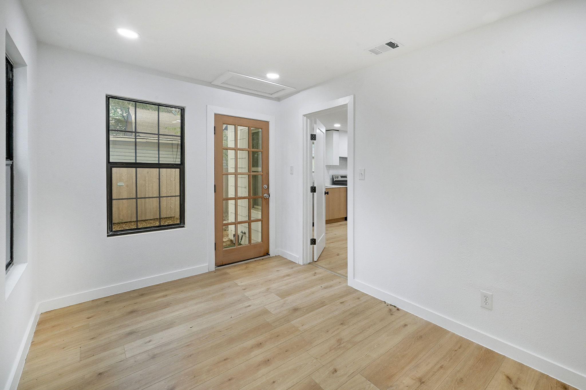 2404 Santa Rita St, Austin, TX 78702