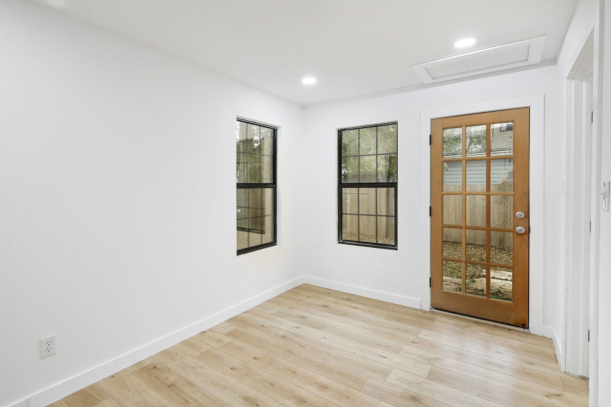 2404 Santa Rita St, Austin, TX 78702