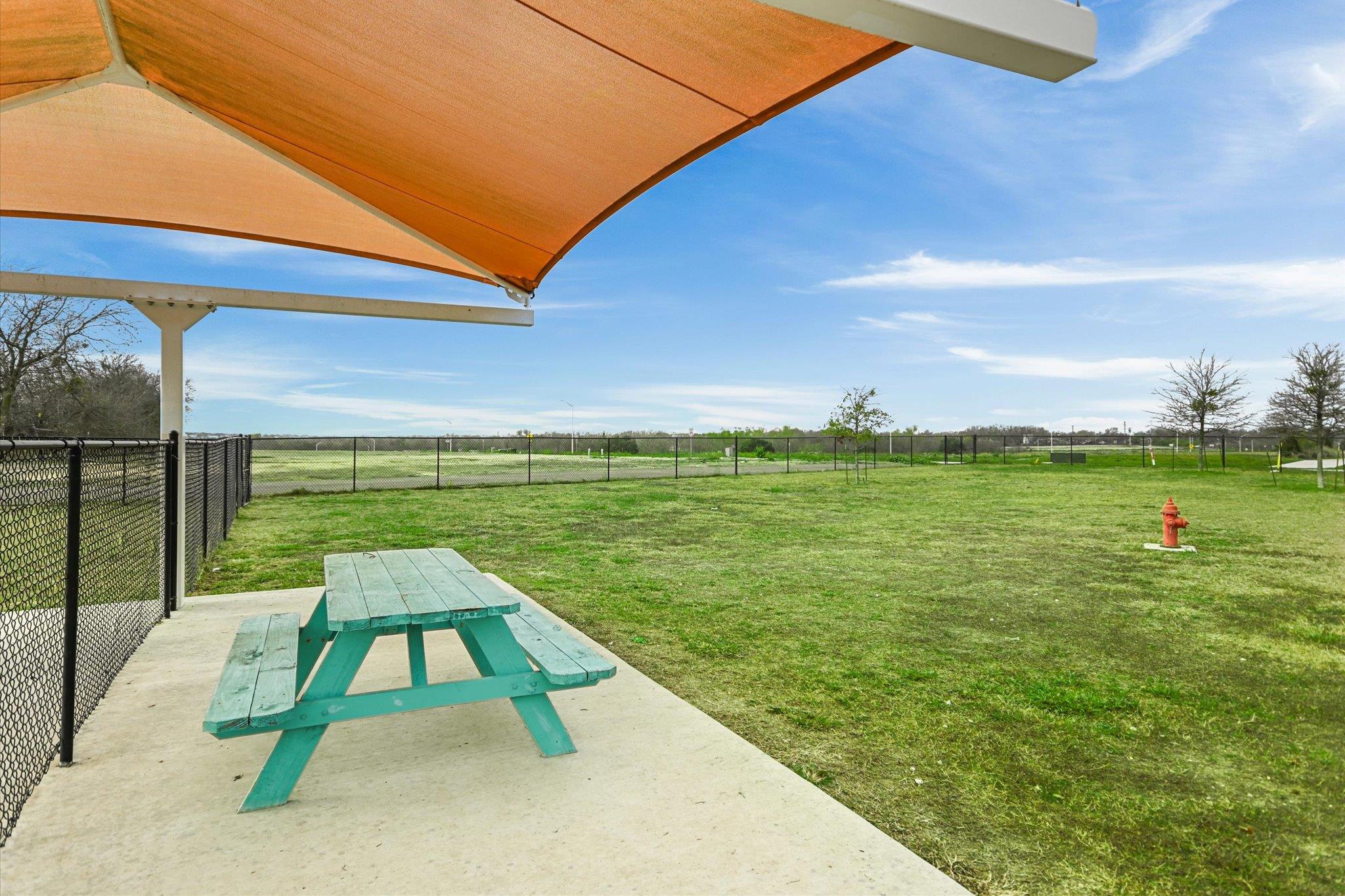 135 Tailwind Dr, Kyle, TX 78640