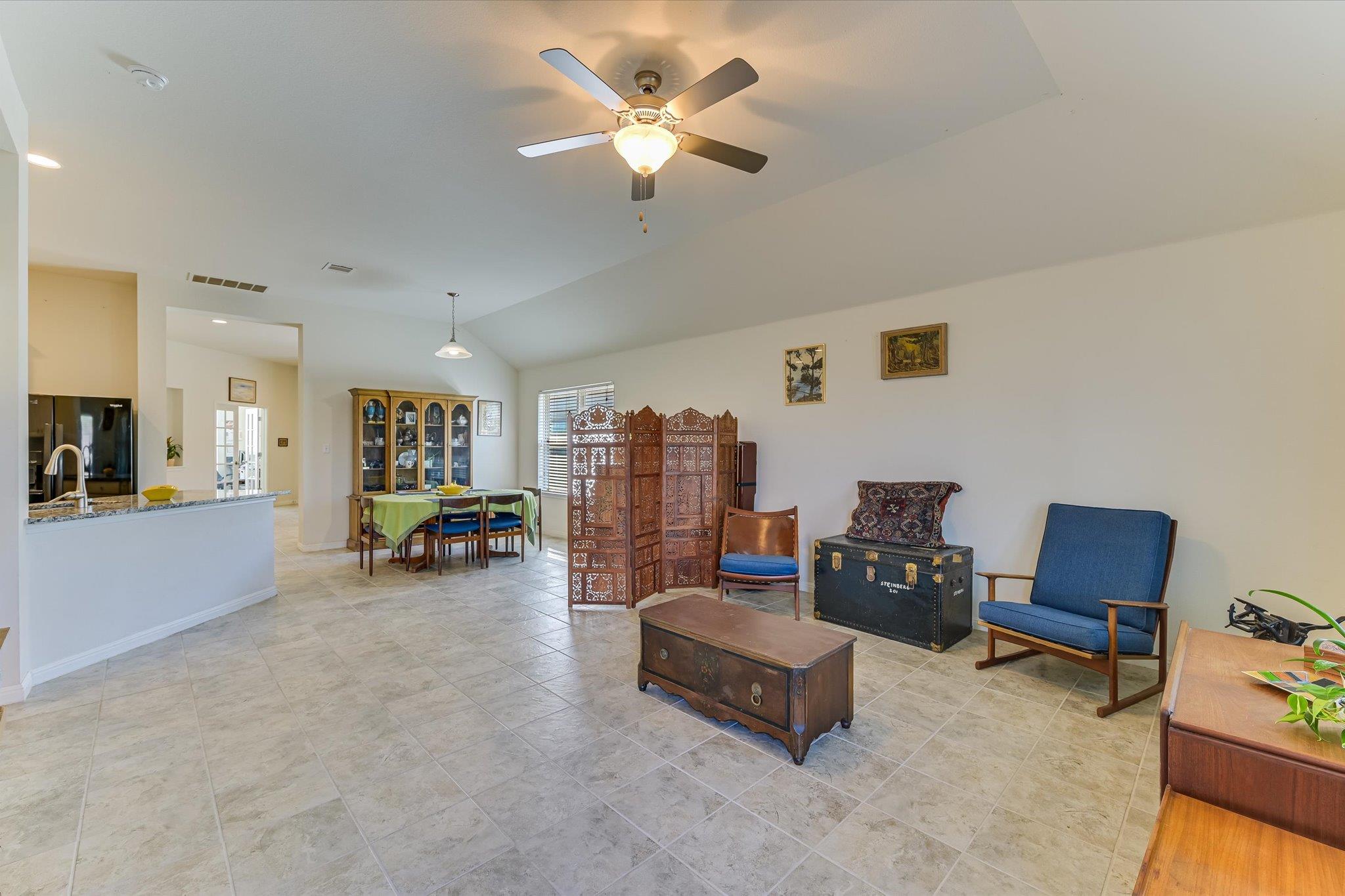 135 Tailwind Dr, Kyle, TX 78640