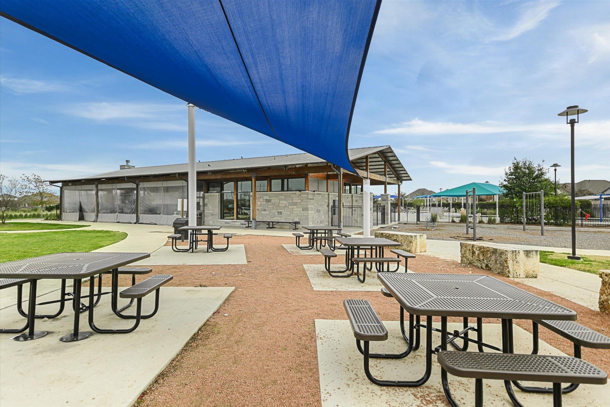 135 Tailwind Dr, Kyle, TX 78640