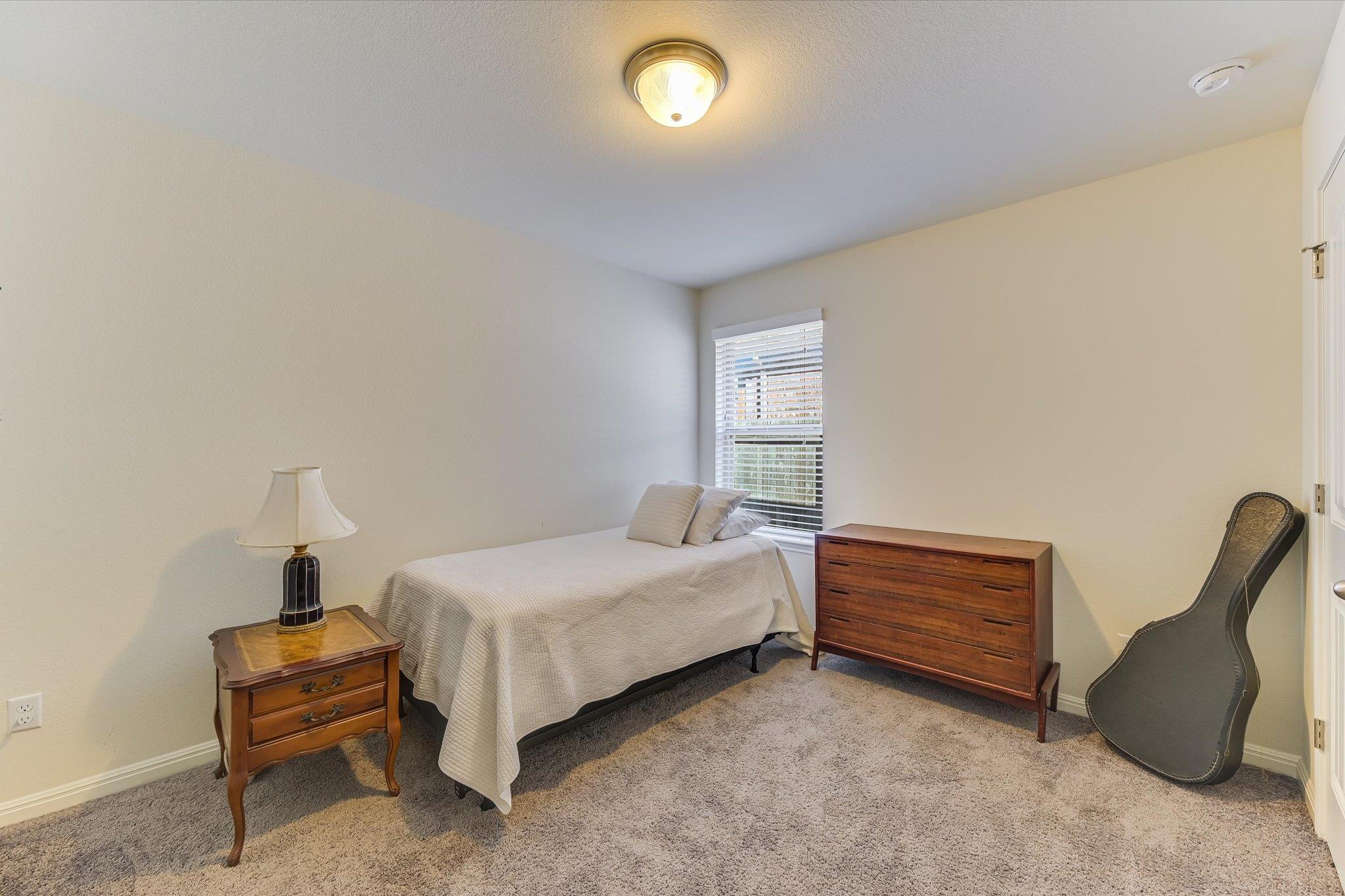 135 Tailwind Dr, Kyle, TX 78640