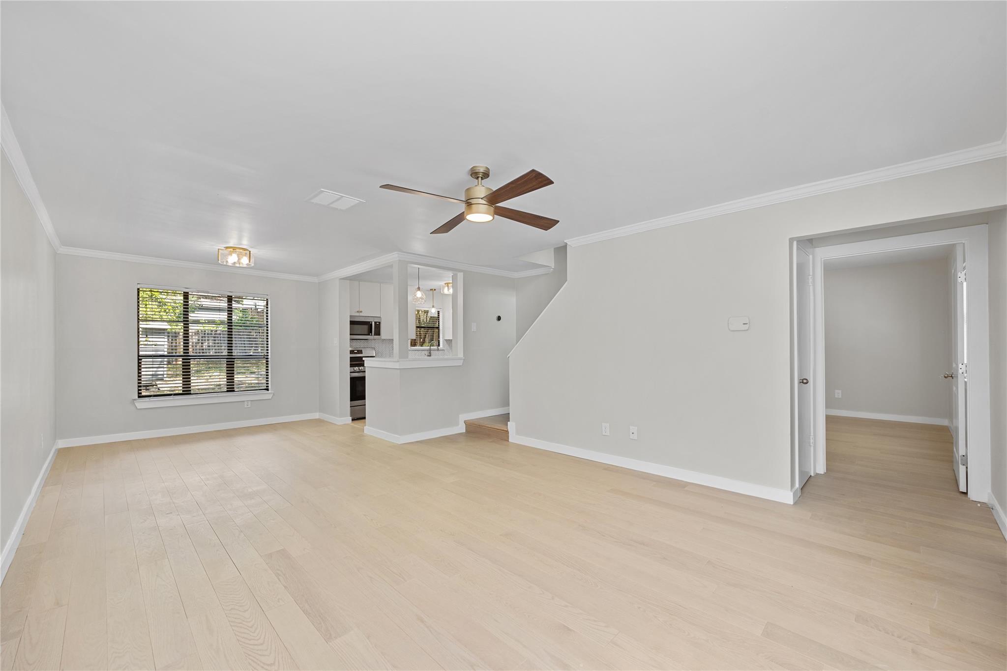 2102 E 8th St, Austin, TX 78702