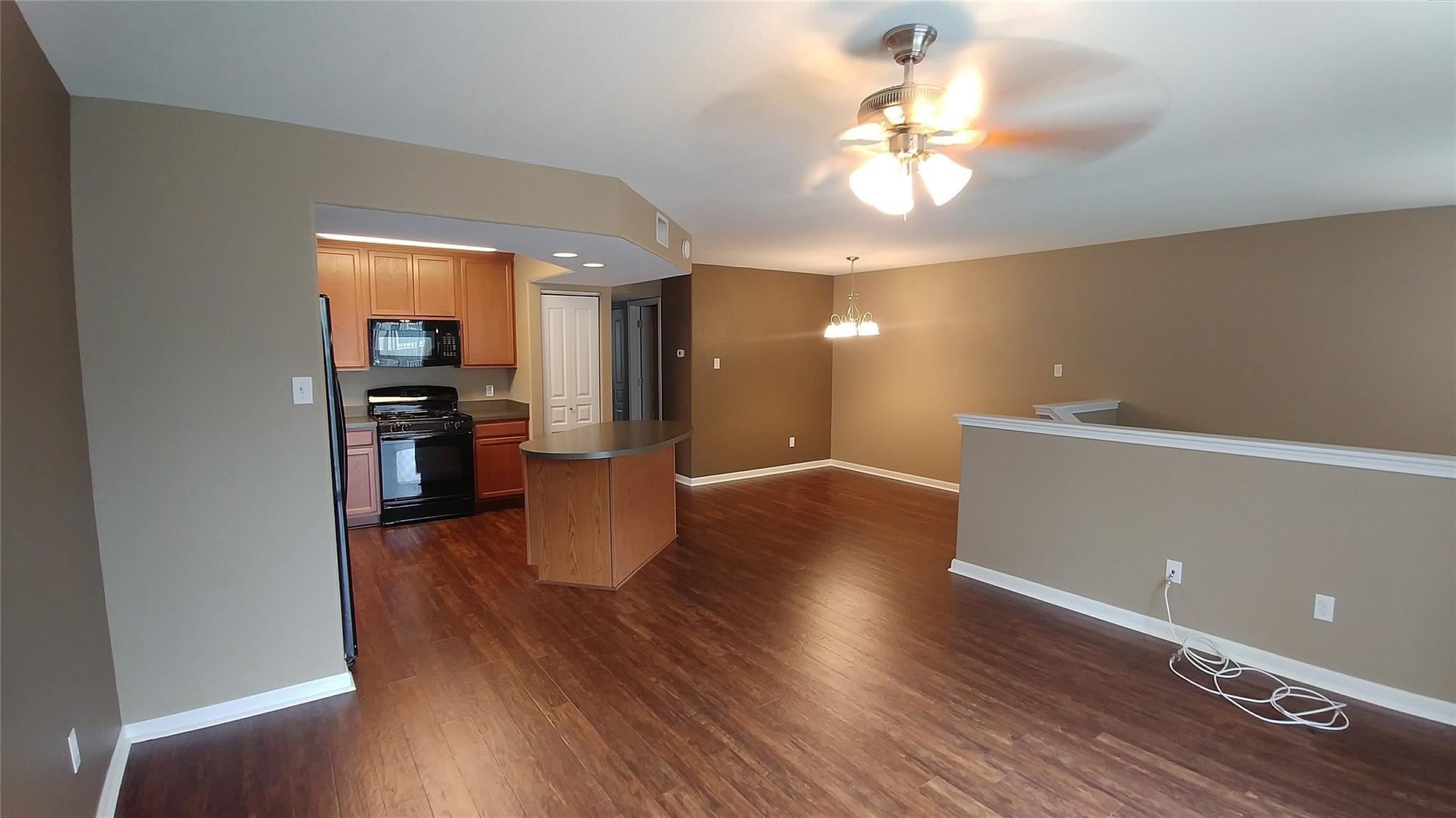 112 Rush Hvn # A/B, San Marcos, TX 78666