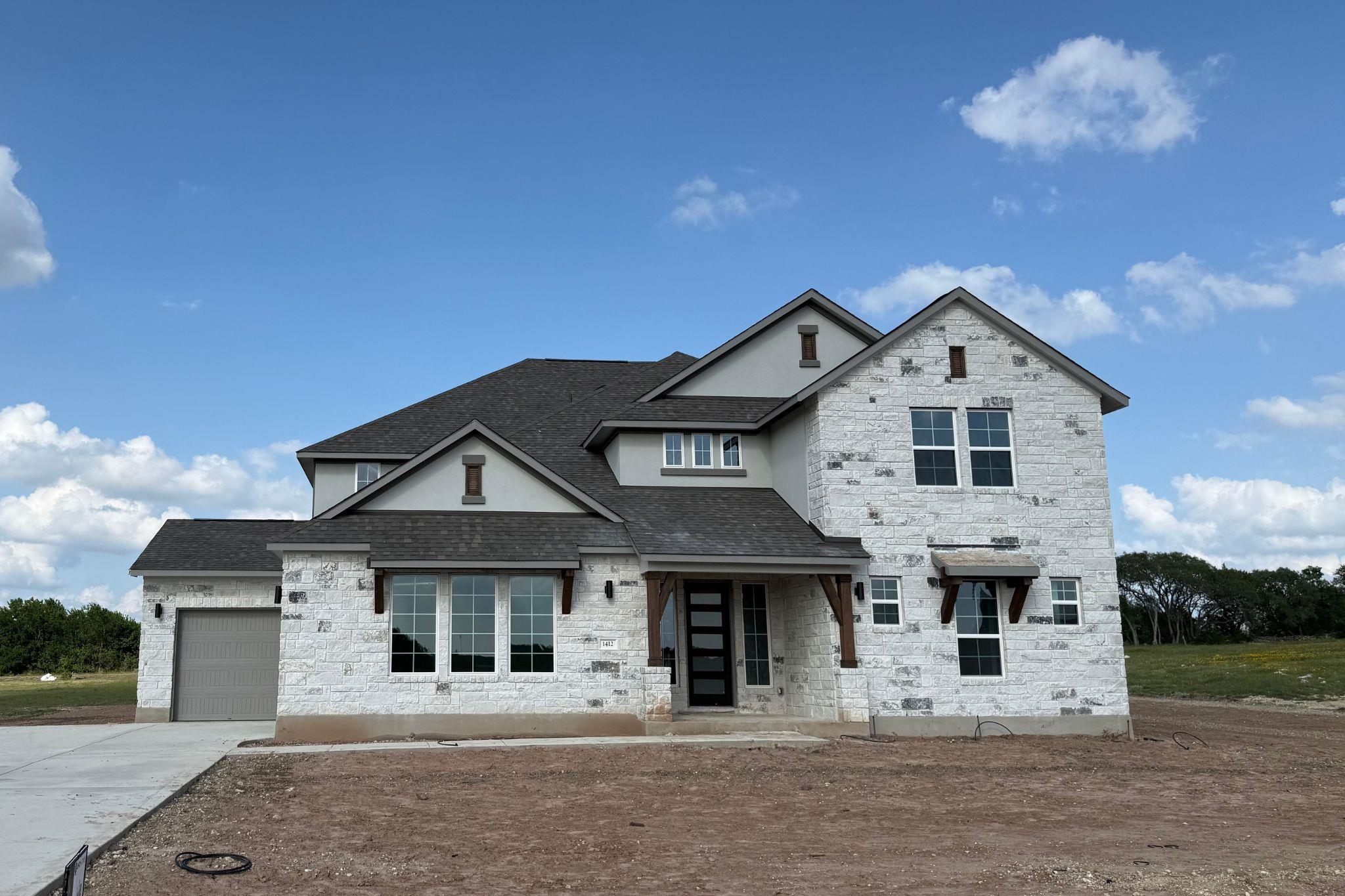 1412 Paxton Ln, Florence, TX 78633