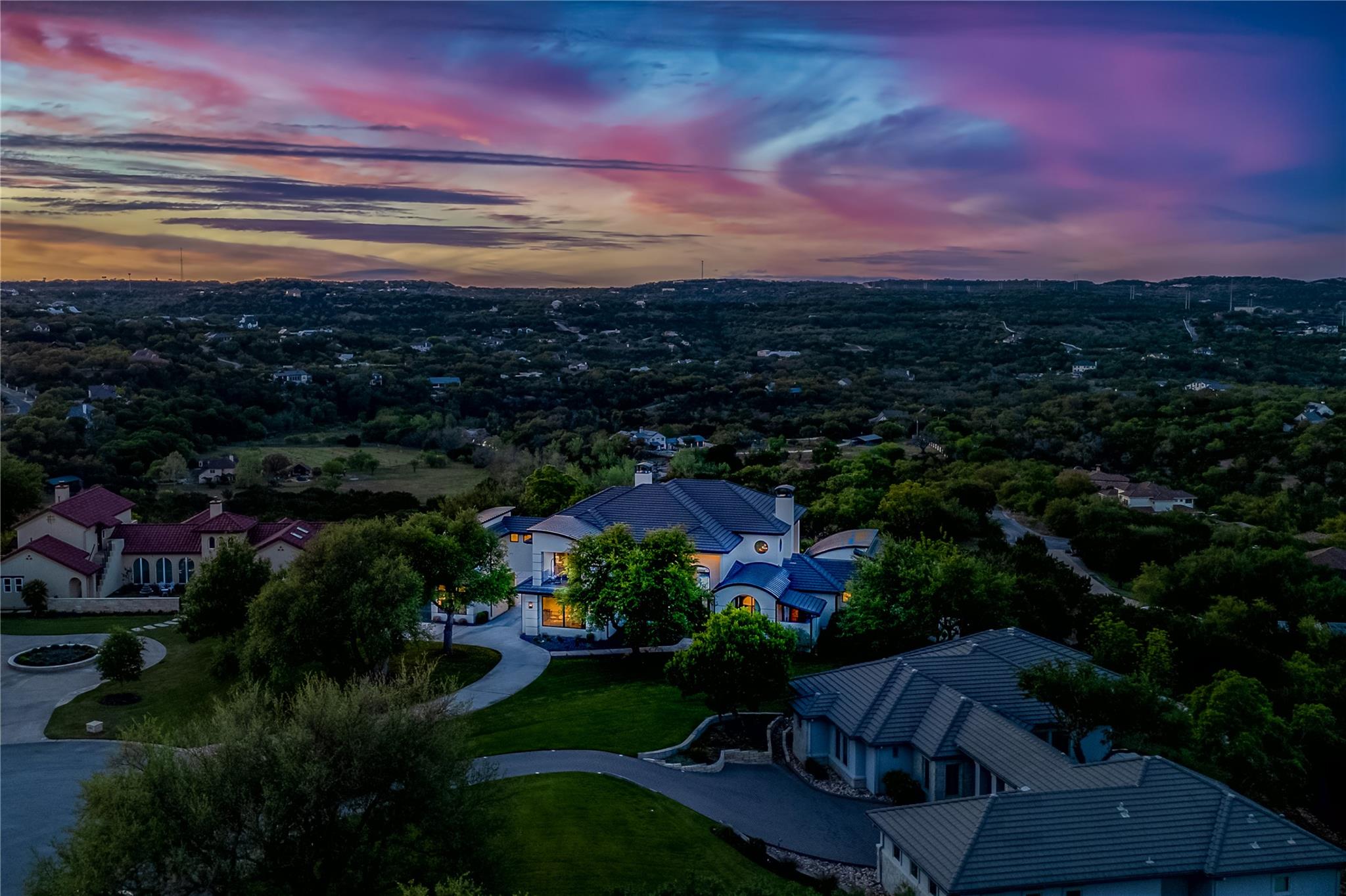 4300 Derrick Cv, Spicewood, TX 78669