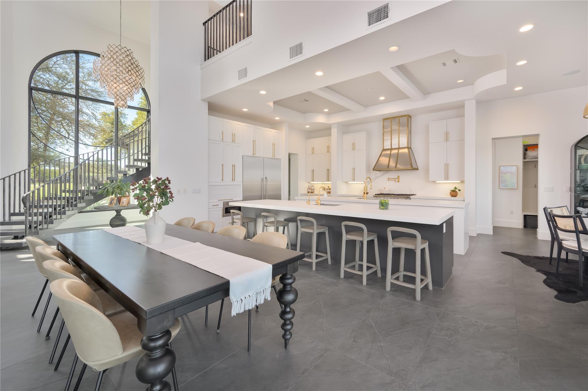 4300 Derrick Cv, Spicewood, TX 78669