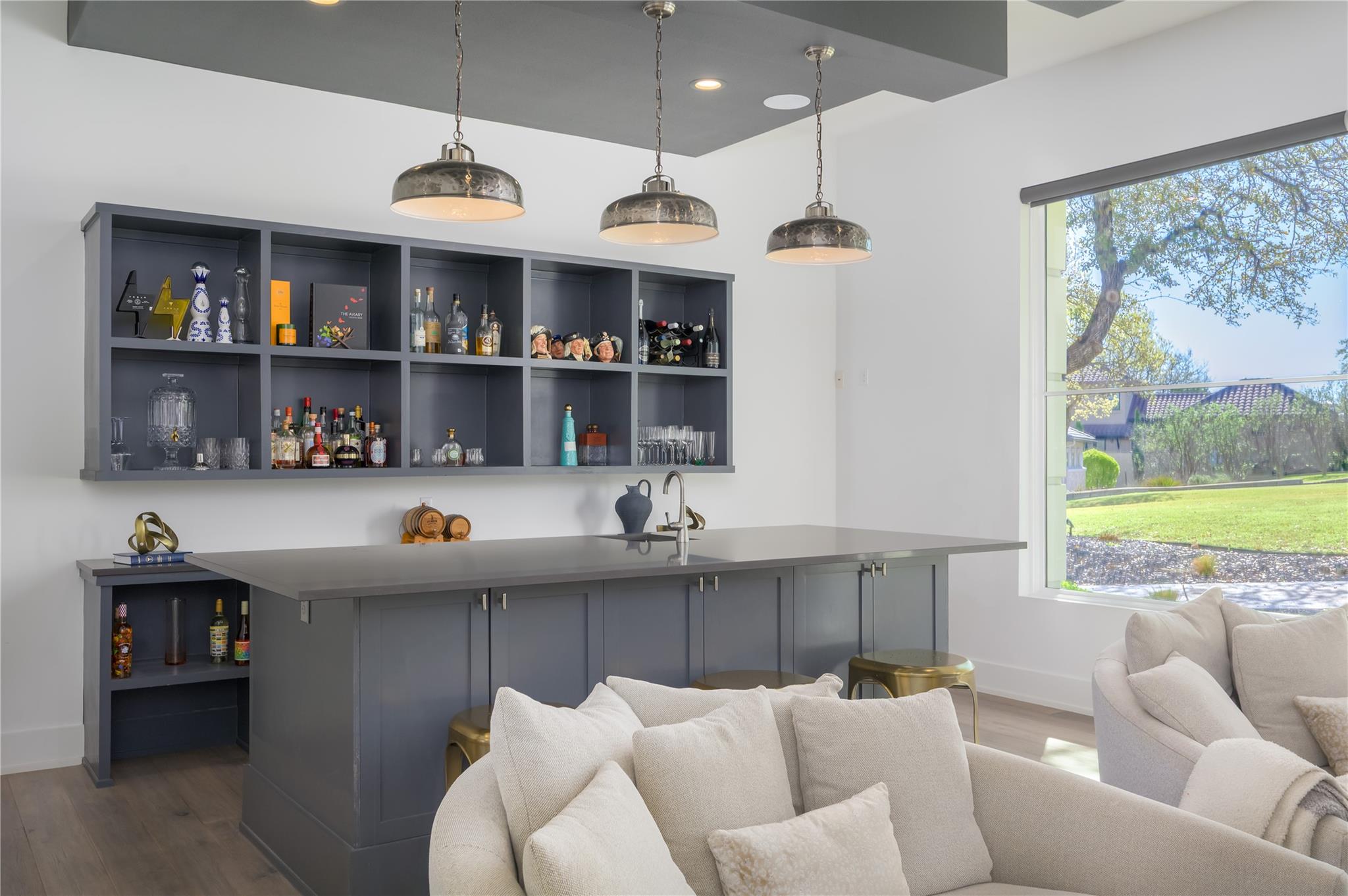 4300 Derrick Cv, Spicewood, TX 78669