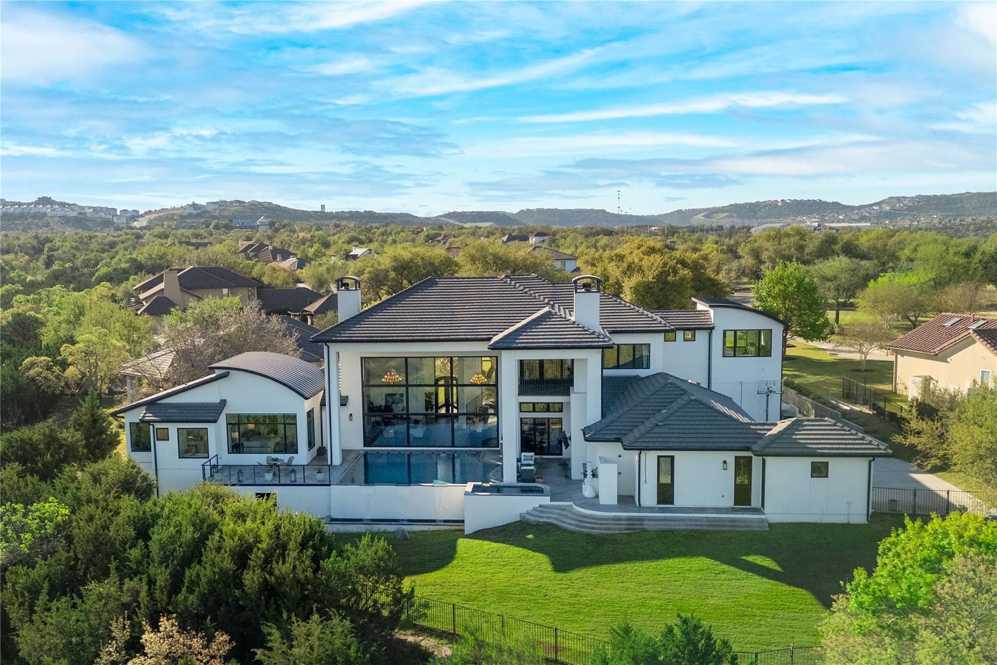 4300 Derrick Cv, Spicewood, TX 78669