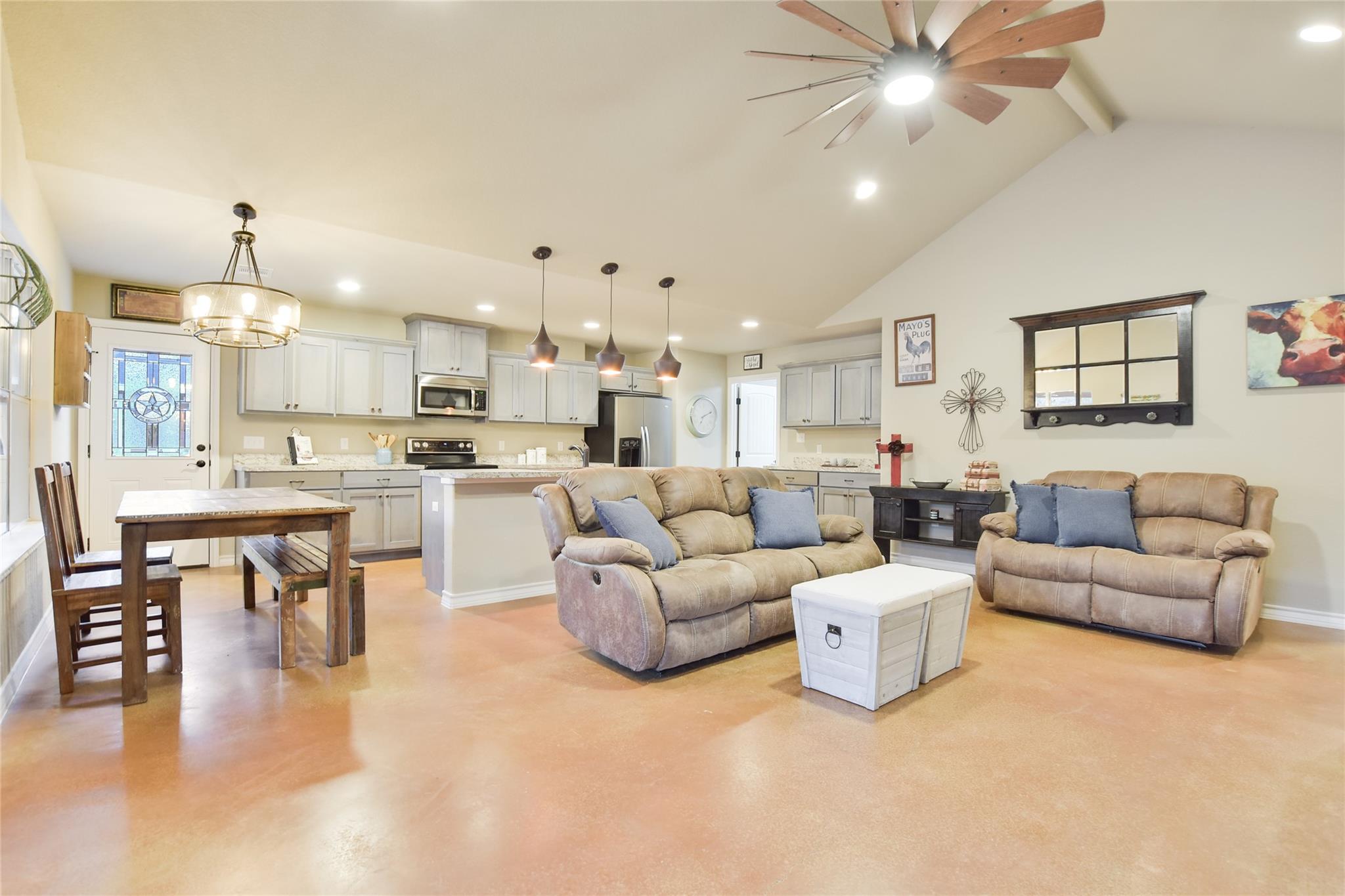 3547 W State Highway 29, Bertram, TX 78605