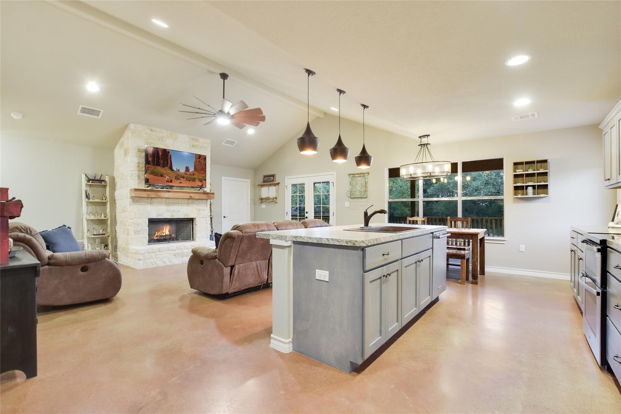 3547 W State Highway 29, Bertram, TX 78605