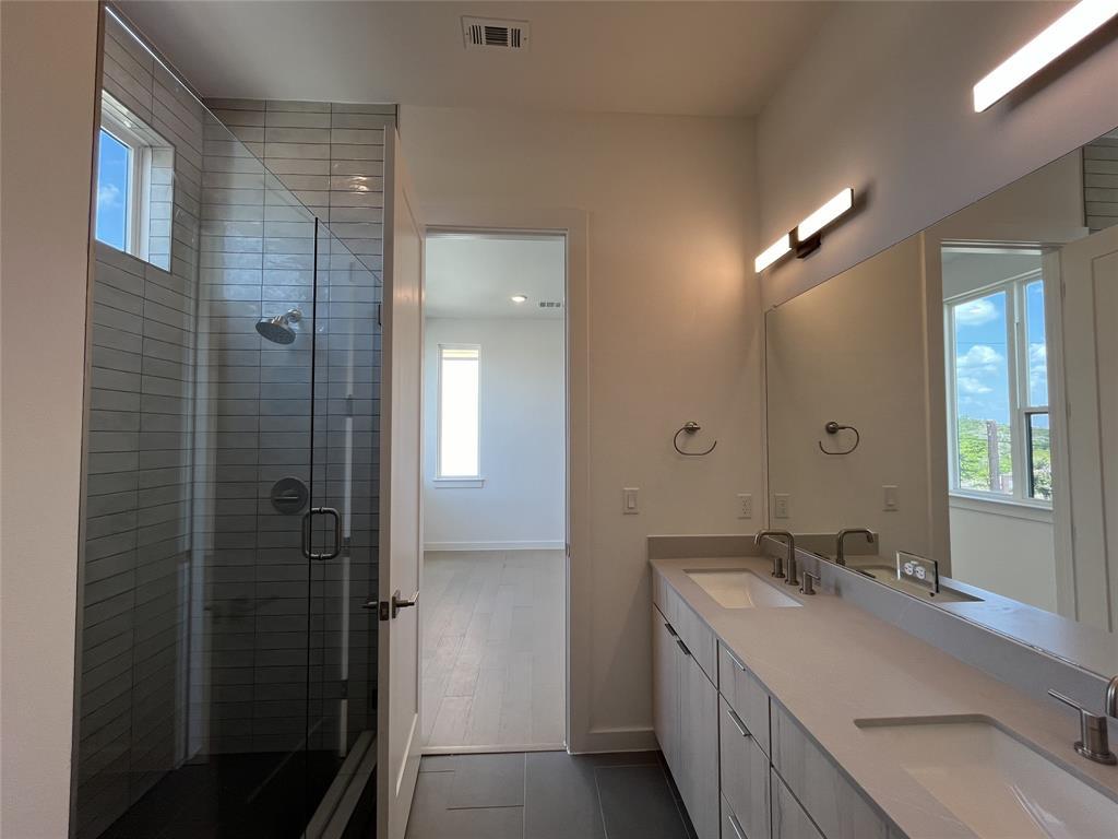 6825 Wolfcreek Pass # 3, Austin, TX 78749