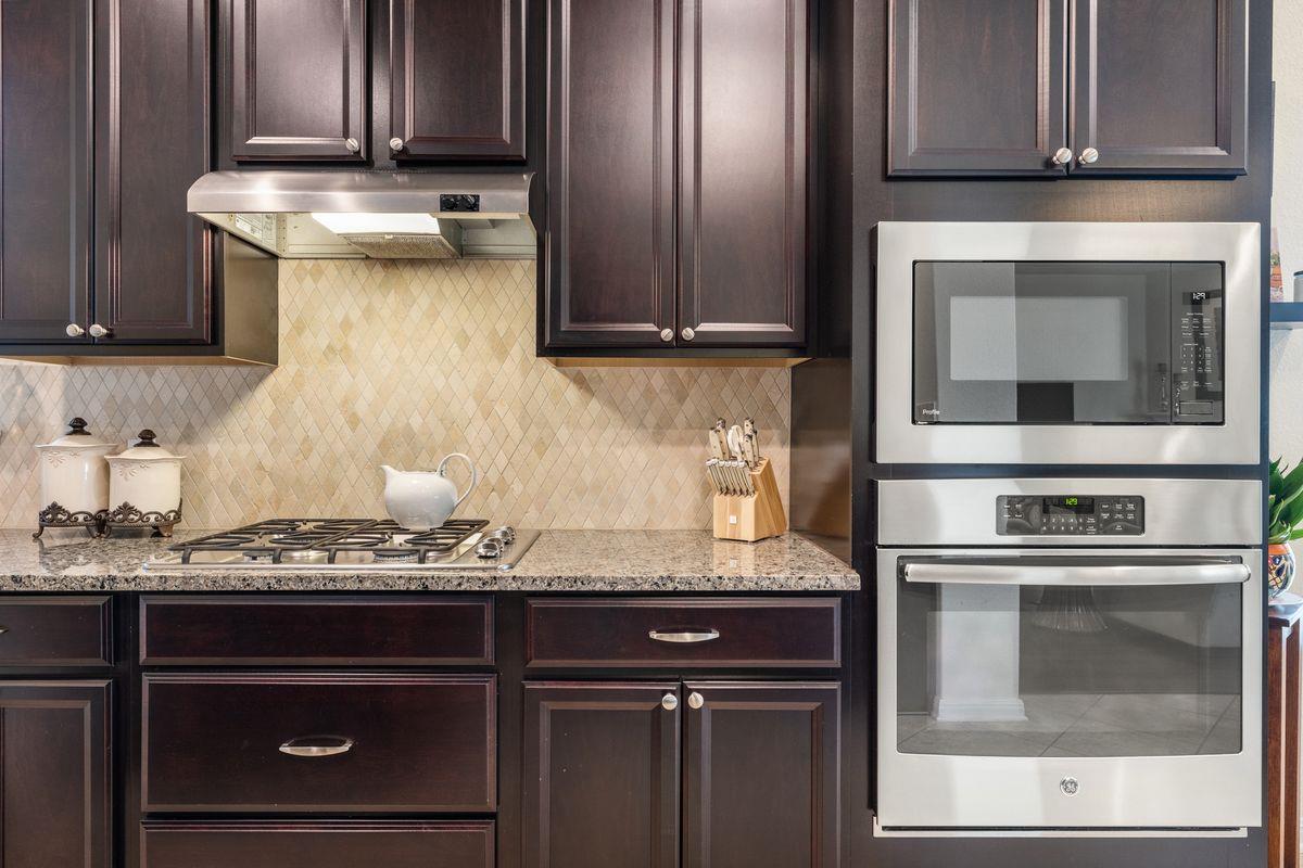 18421 Deep Well Dr, Austin, TX 78738