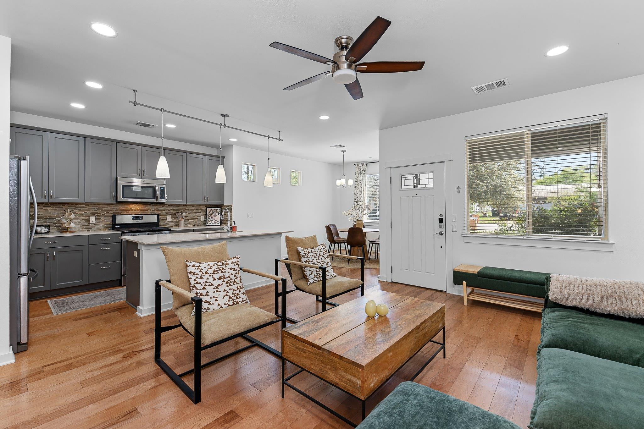 4408 Banister Ln # B, Austin, TX 78745