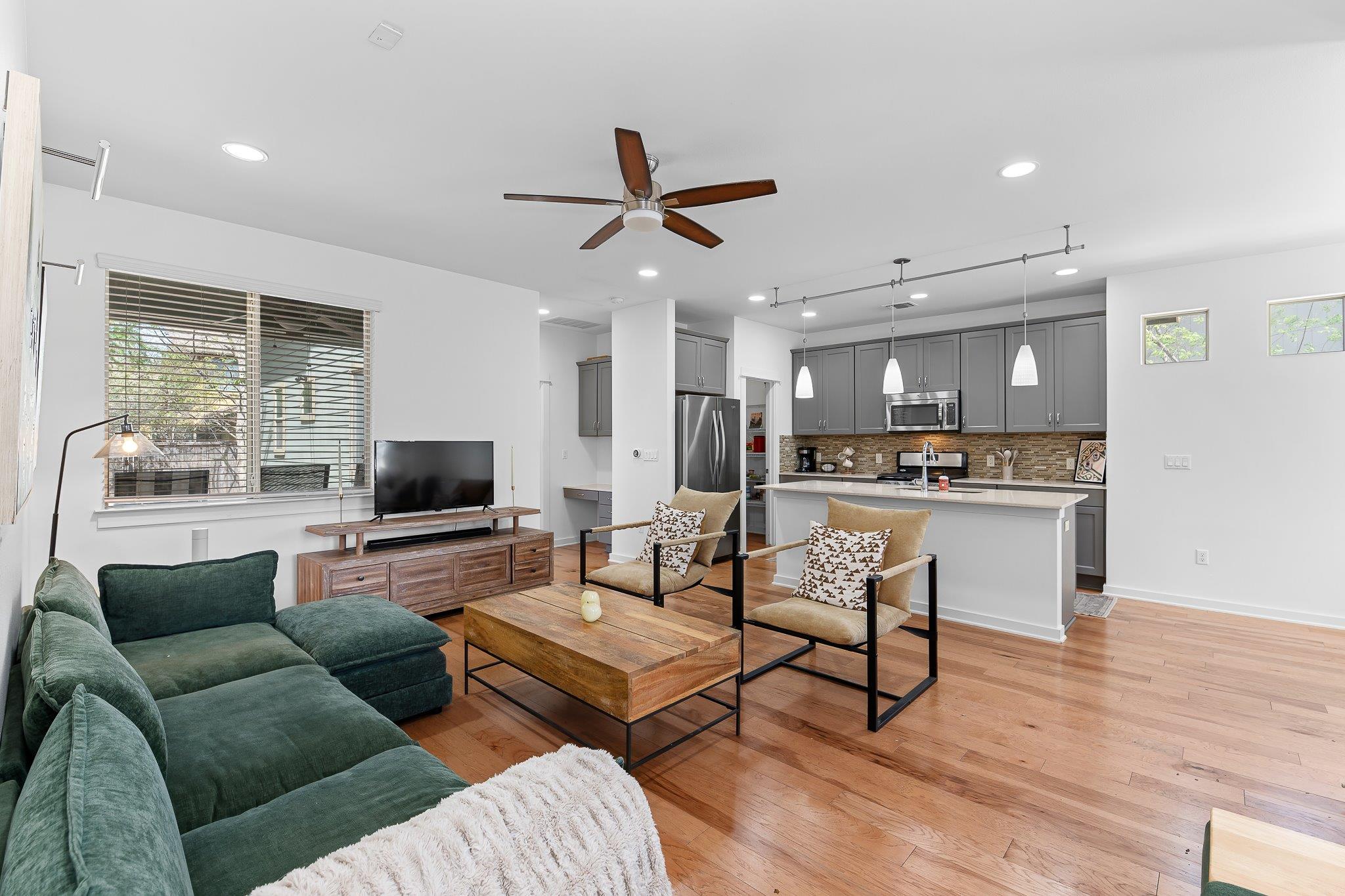 4408 Banister Ln # B, Austin, TX 78745