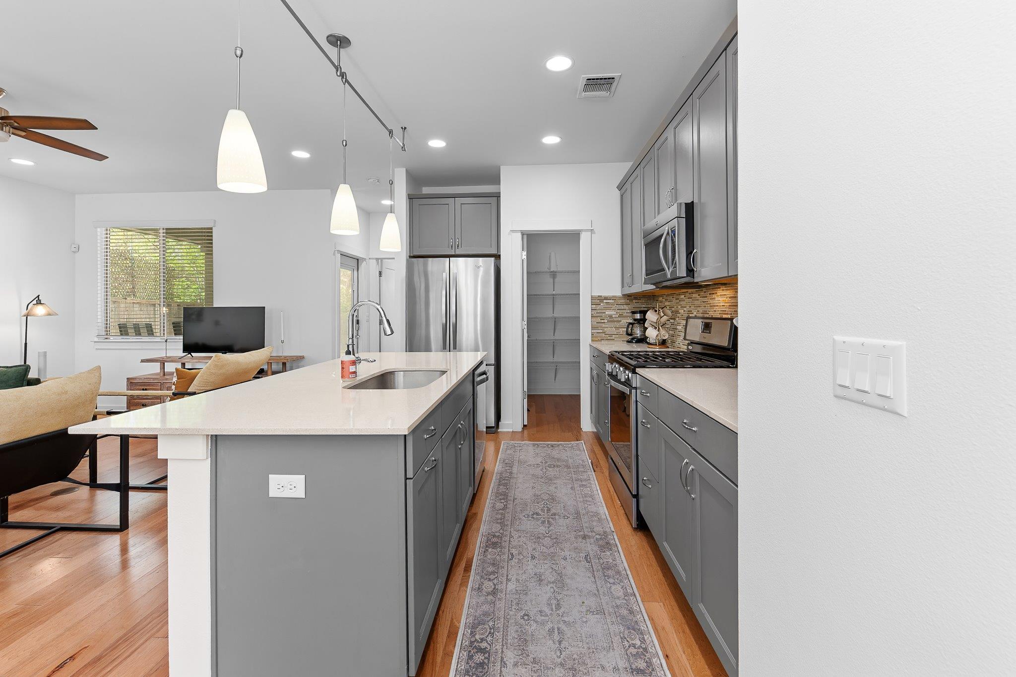 4408 Banister Ln # B, Austin, TX 78745