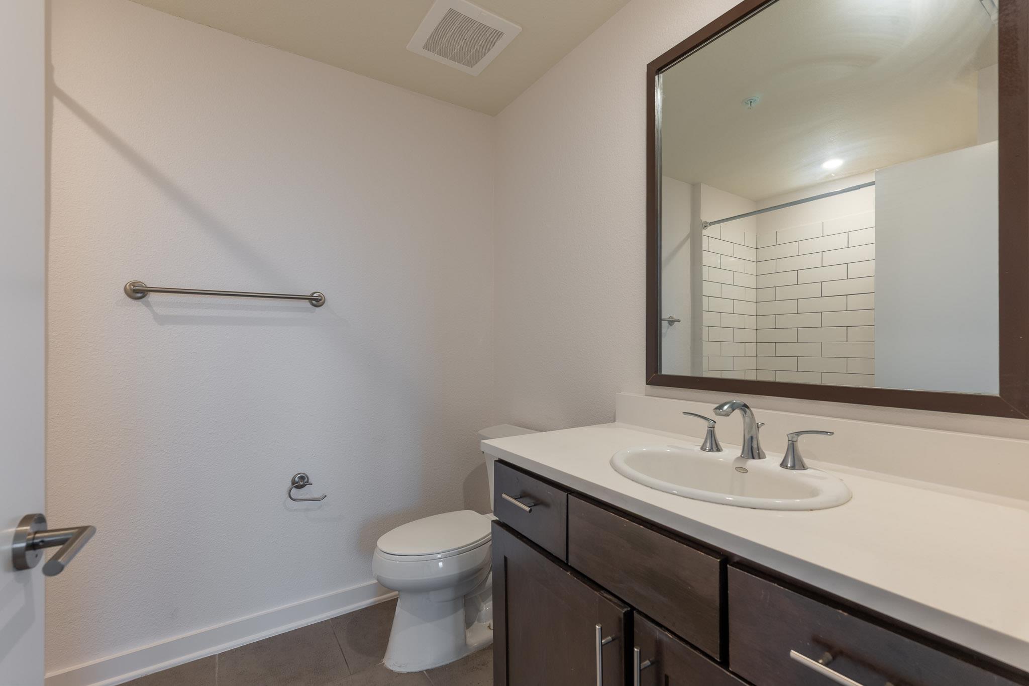 6700 Menchaca Rd #24 Rd # 20, Austin, TX 78745