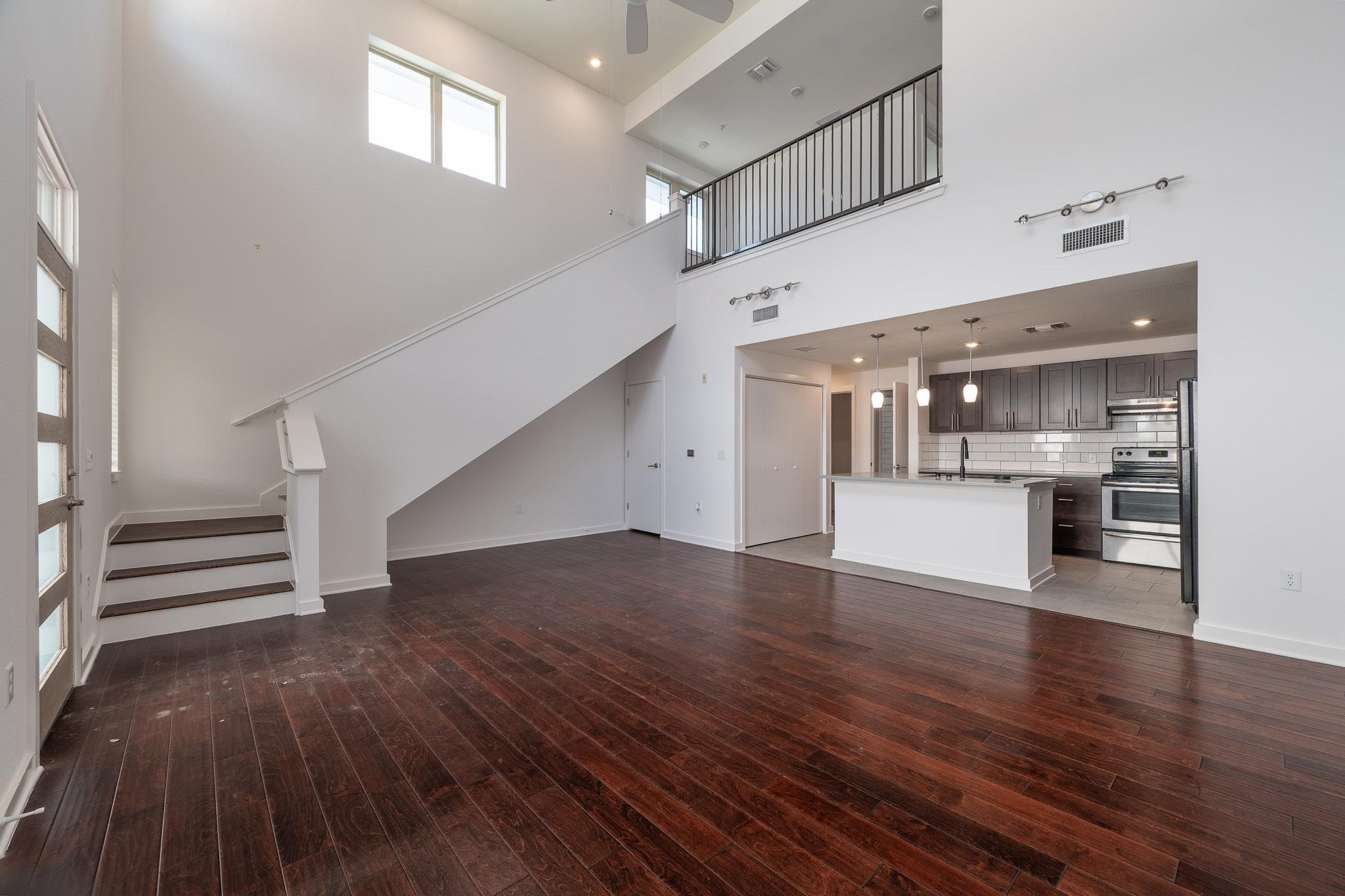 6700 Menchaca Rd #24 Rd # 20, Austin, TX 78745