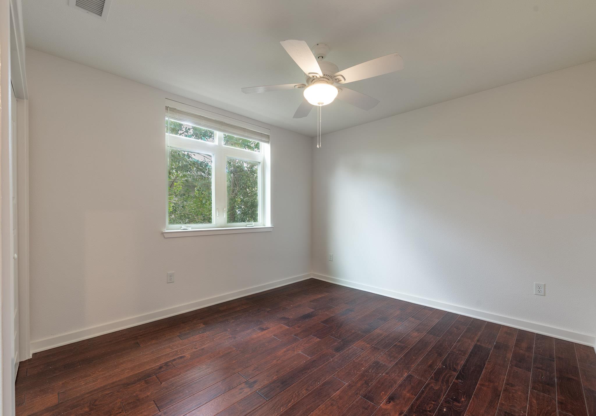 6700 Menchaca Rd #24 Rd # 20, Austin, TX 78745