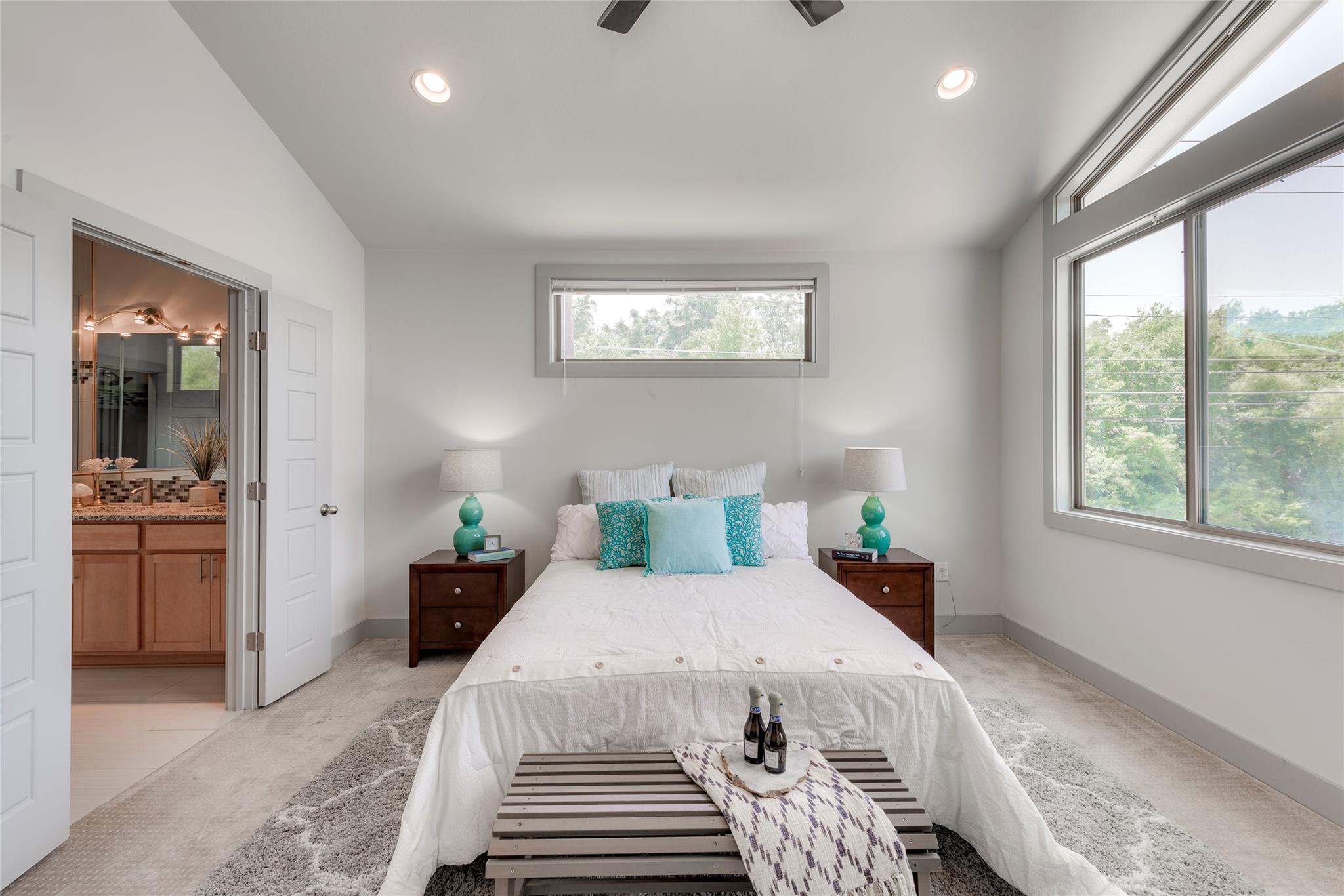 900 Banister Ln # H, Austin, TX 78704