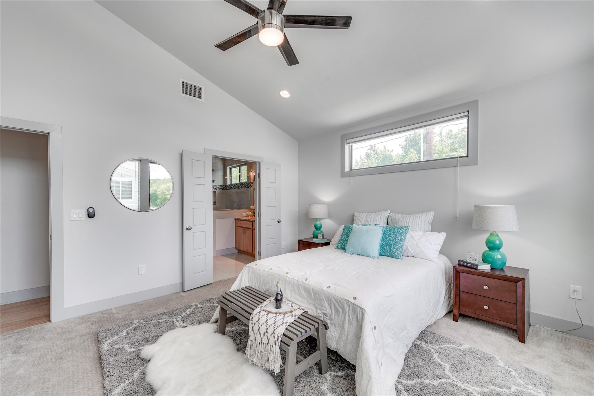 900 Banister Ln # H, Austin, TX 78704