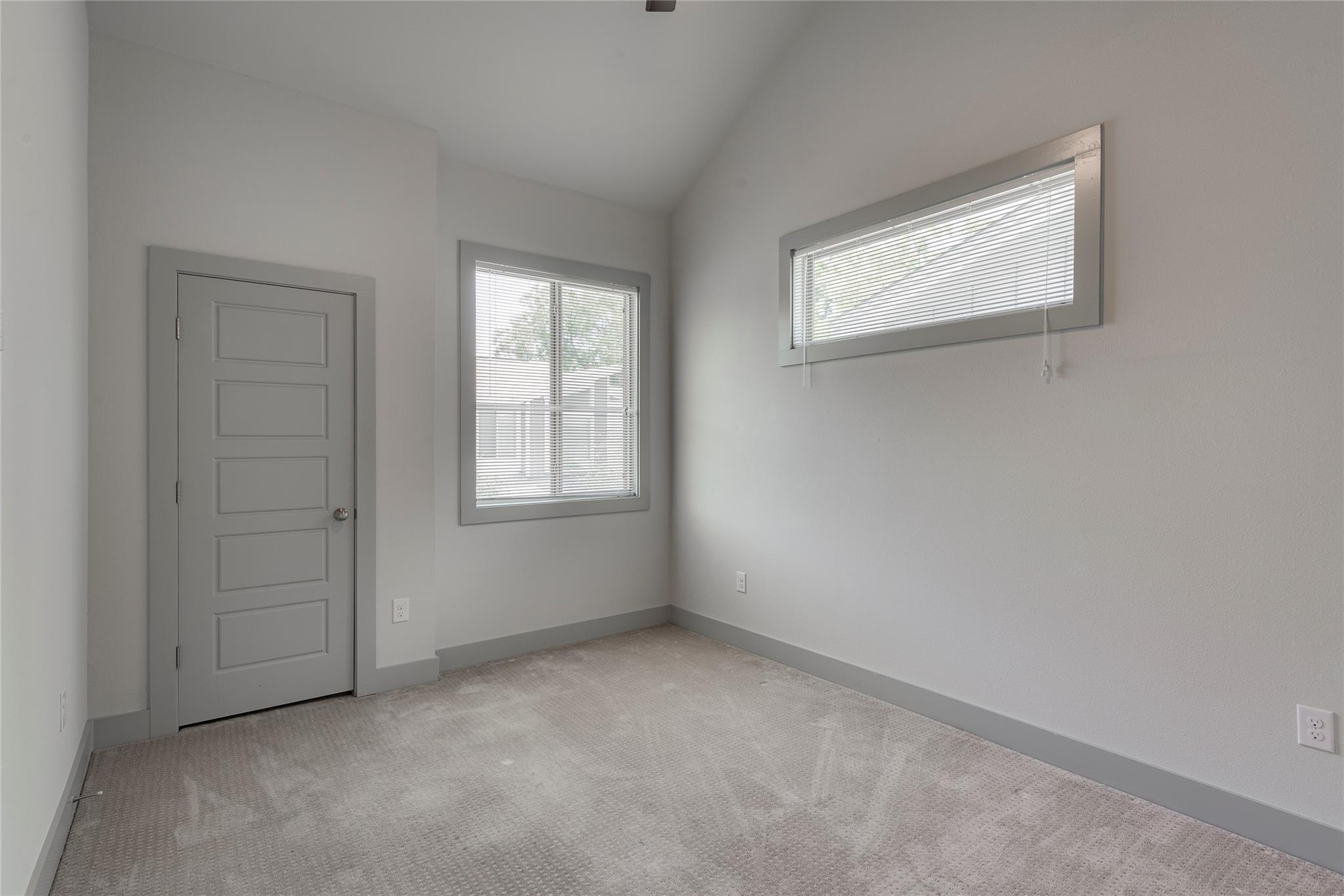 900 Banister Ln # H, Austin, TX 78704