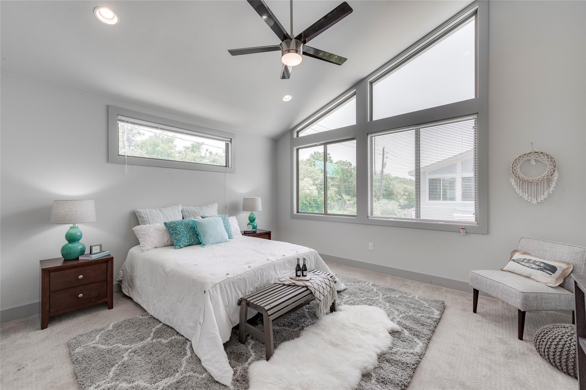 900 Banister Ln # H, Austin, TX 78704