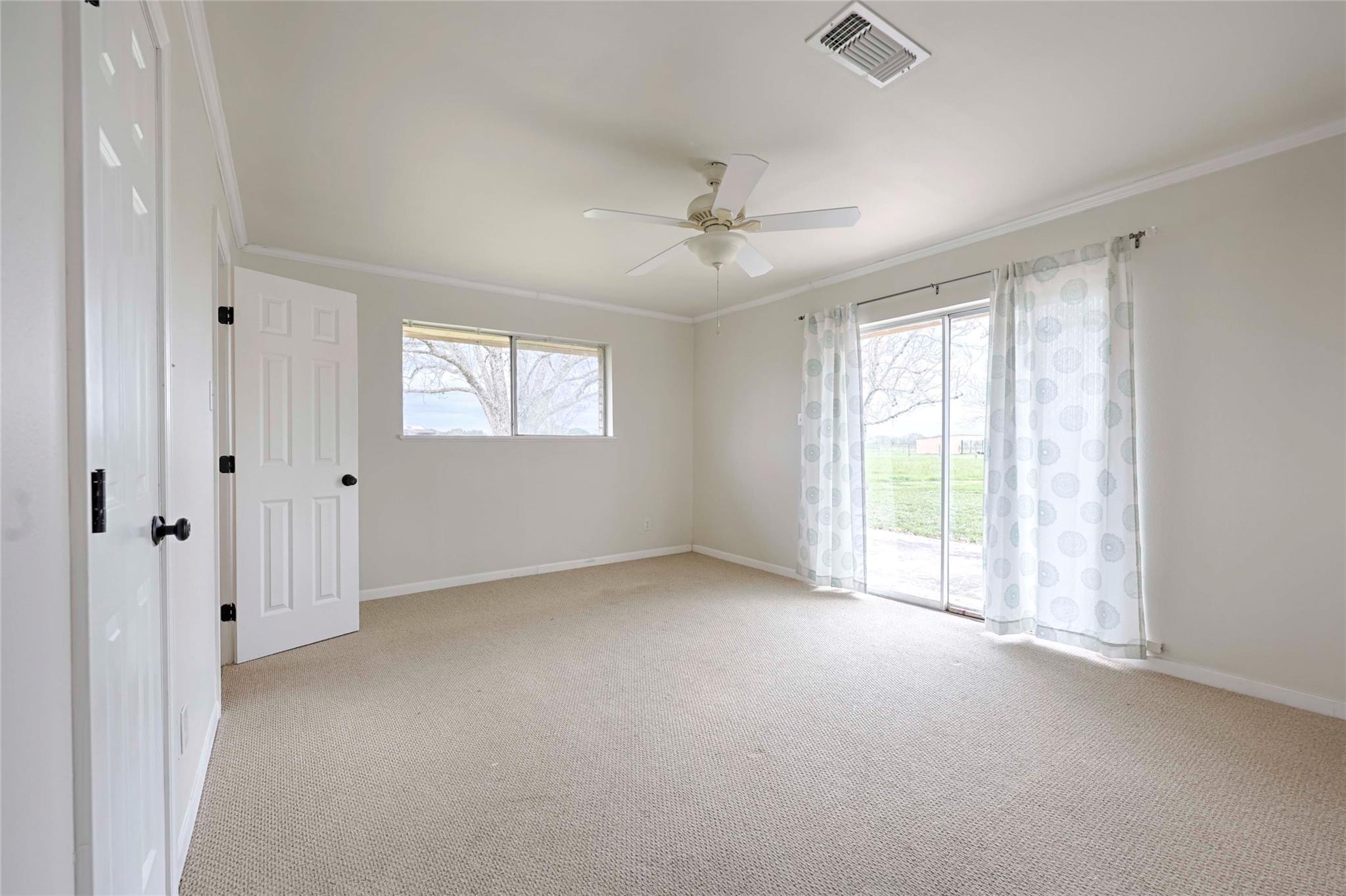 341 County Road 233 Rd, Hallettsville, TX 77964