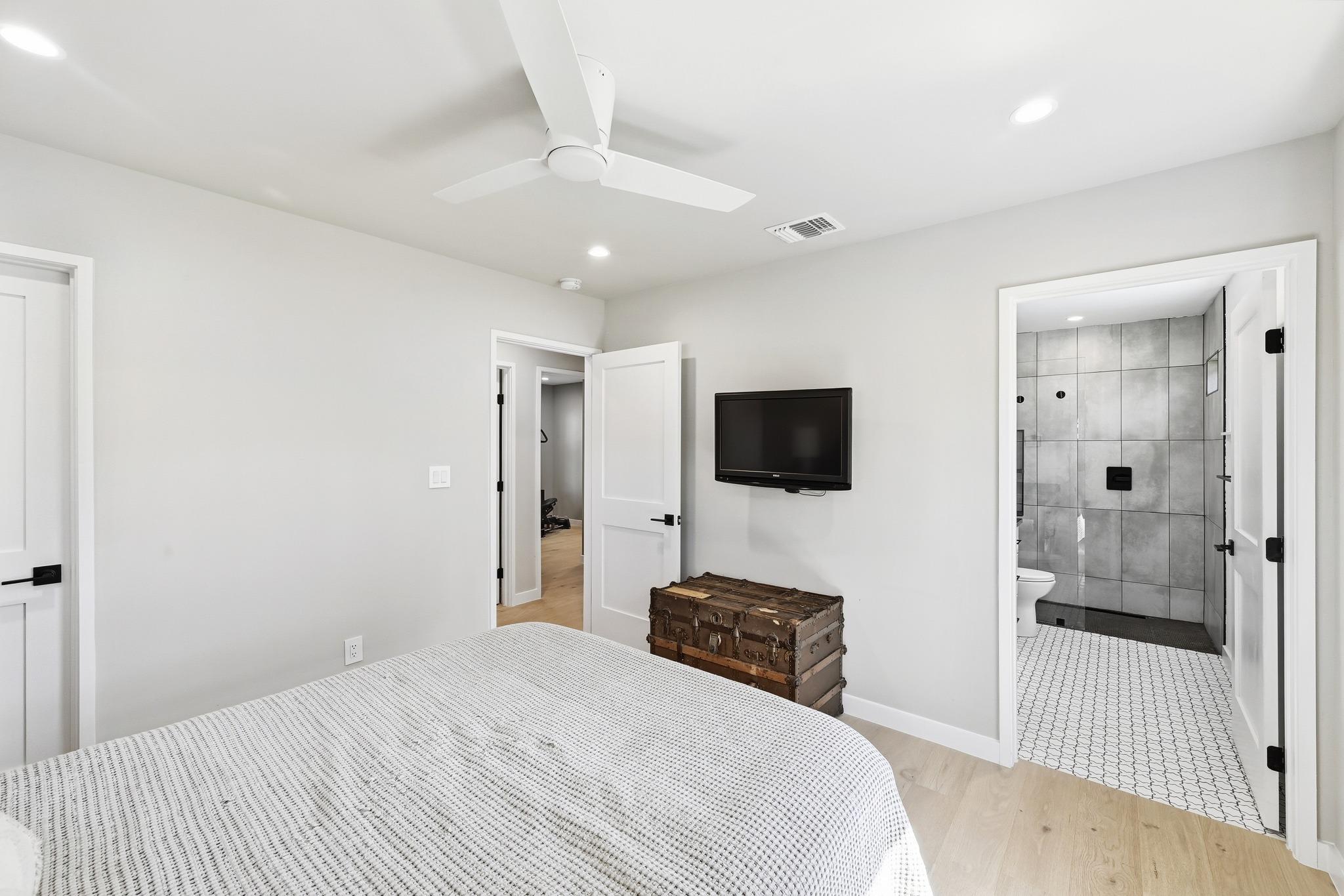 6703 Duquesne Dr, Austin, TX 78723