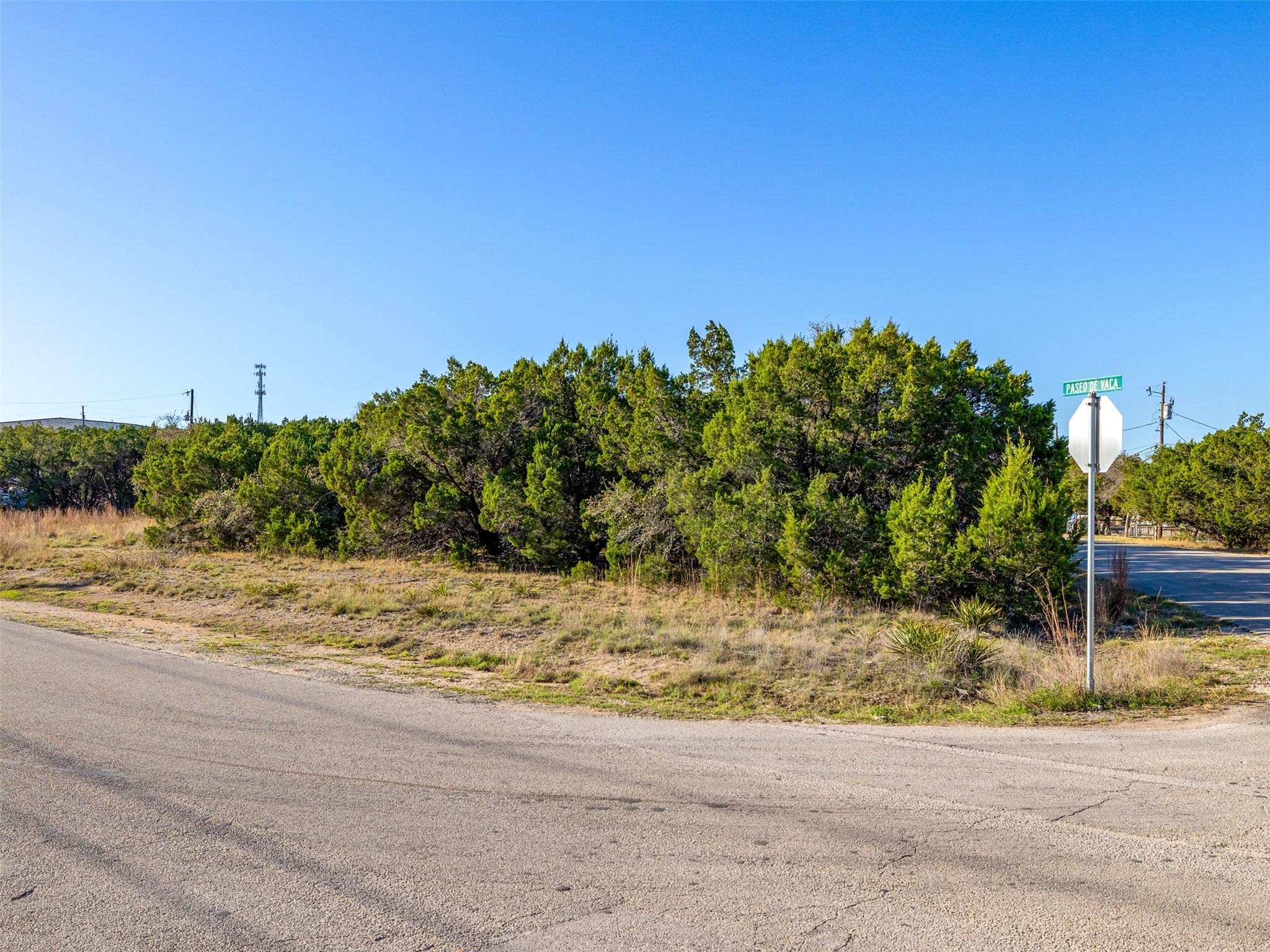 6711 & 6709 Avenida Ann Dr, Lago Vista, TX 78645