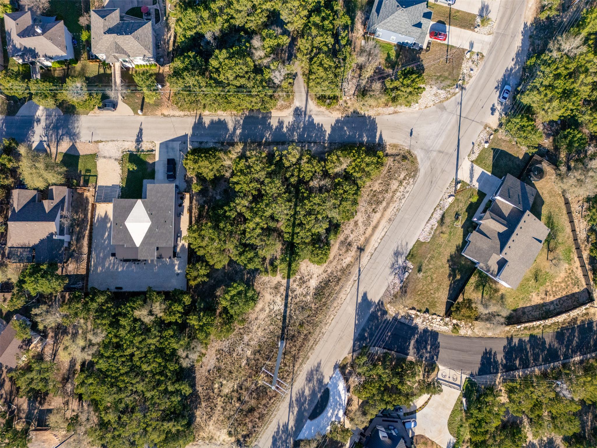 6711 & 6709 Avenida Ann Dr, Lago Vista, TX 78645