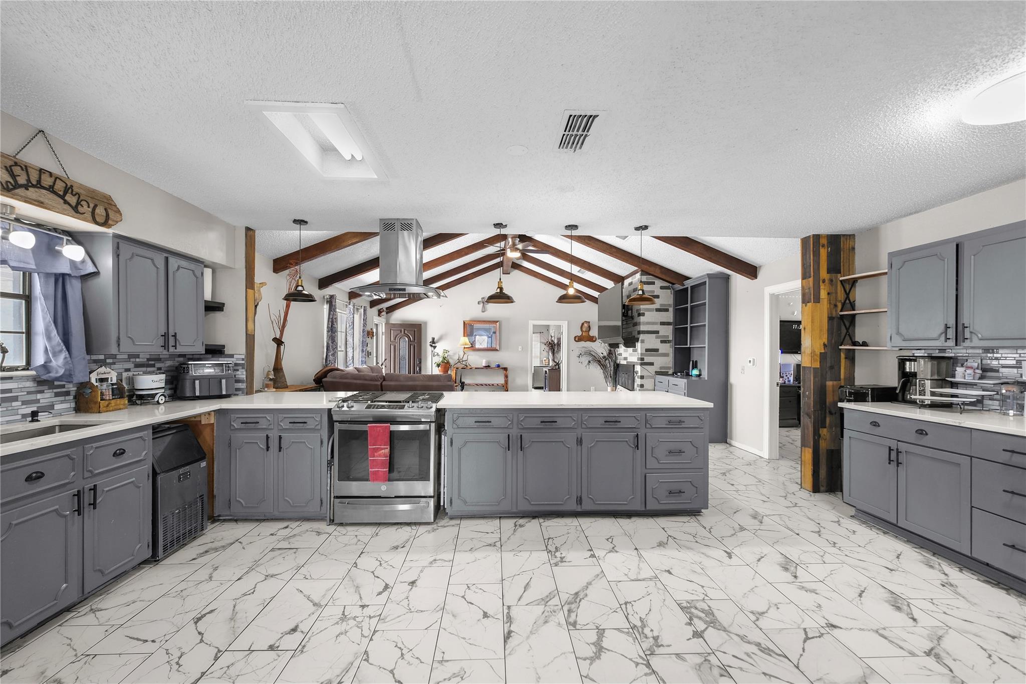 186 FM 969, Bastrop, TX 78602