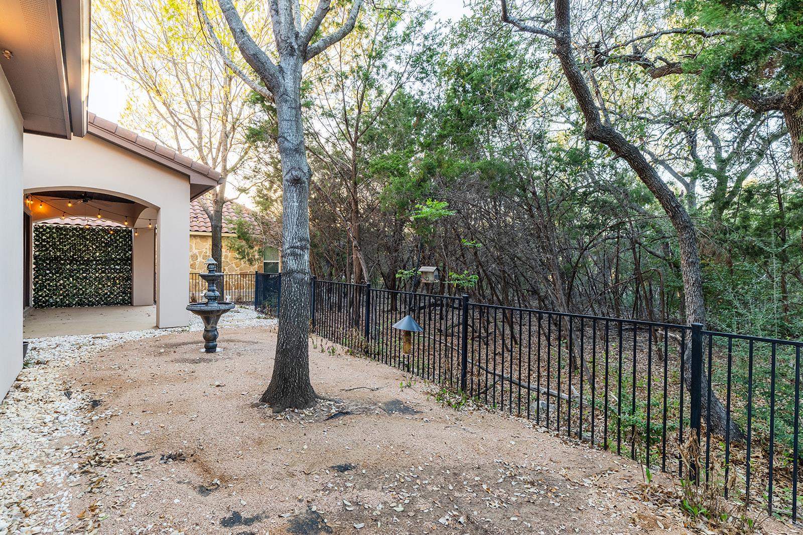 8916 Villa Norte Dr, Austin, TX 78726