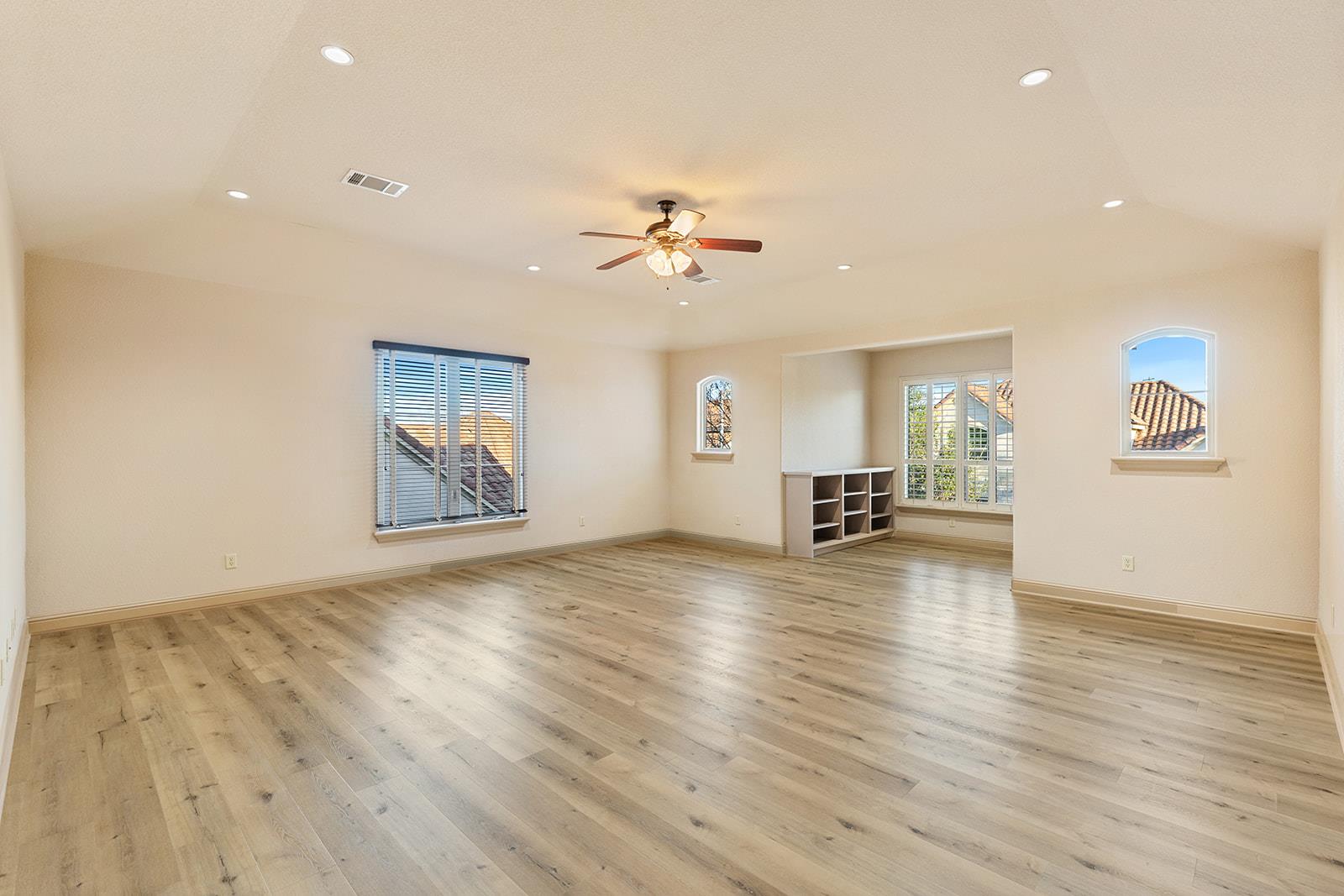 8916 Villa Norte Dr, Austin, TX 78726