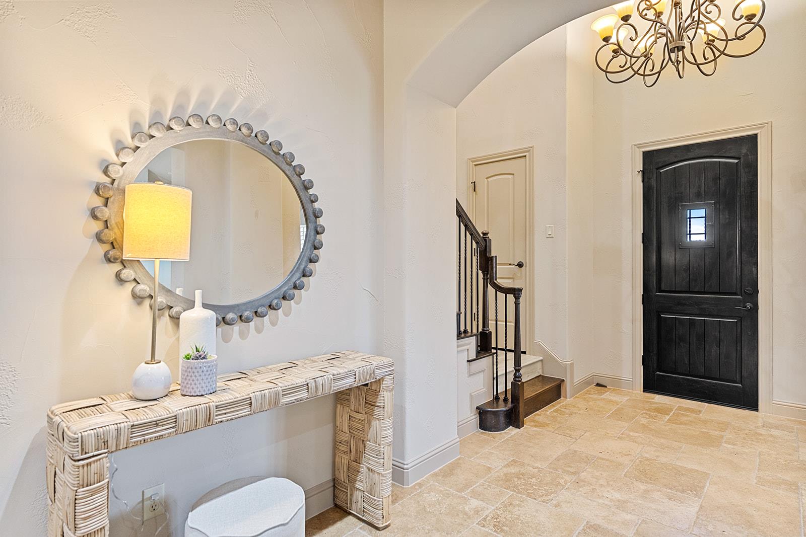 8916 Villa Norte Dr, Austin, TX 78726