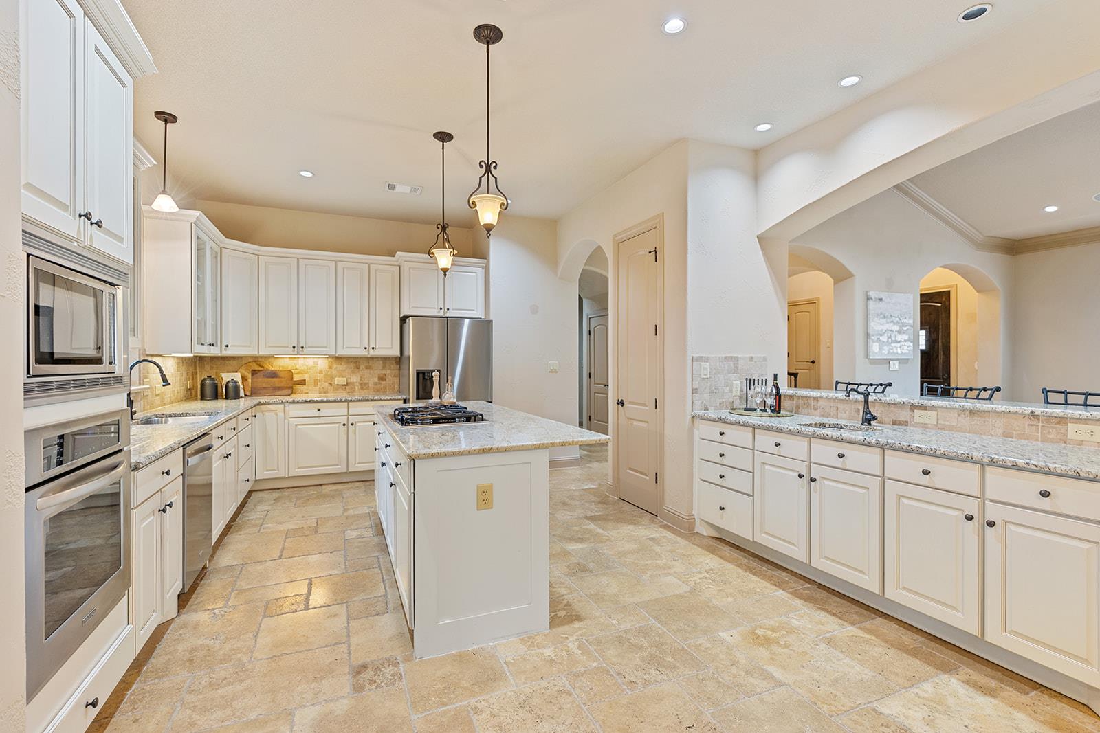 8916 Villa Norte Dr, Austin, TX 78726